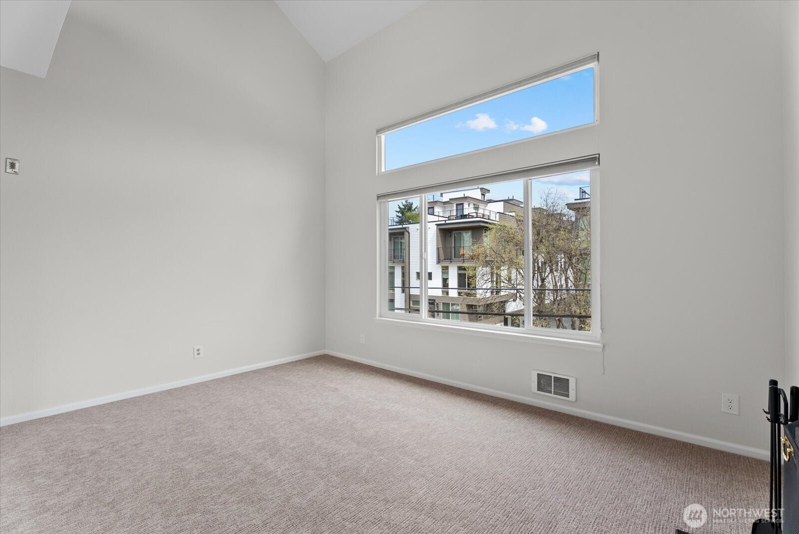 1109 N Allen Place Unit: 205