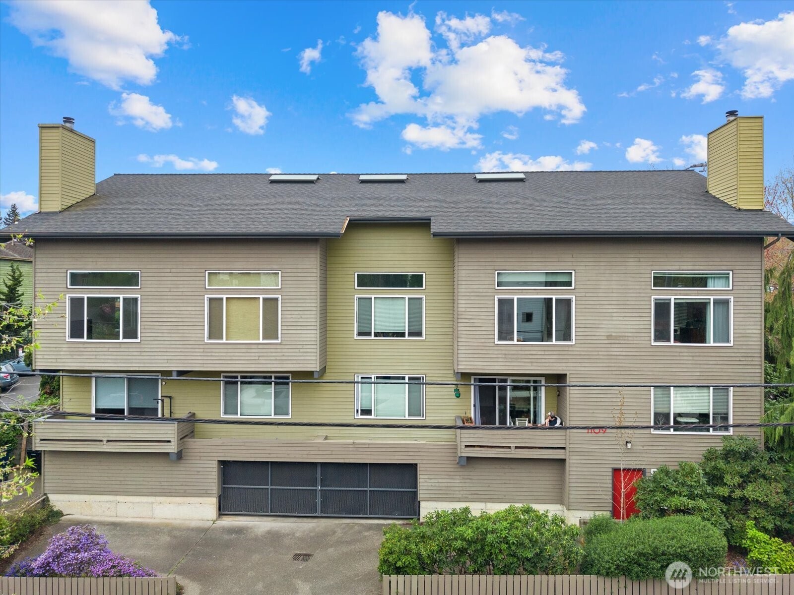 1109 N Allen Place Unit: 205