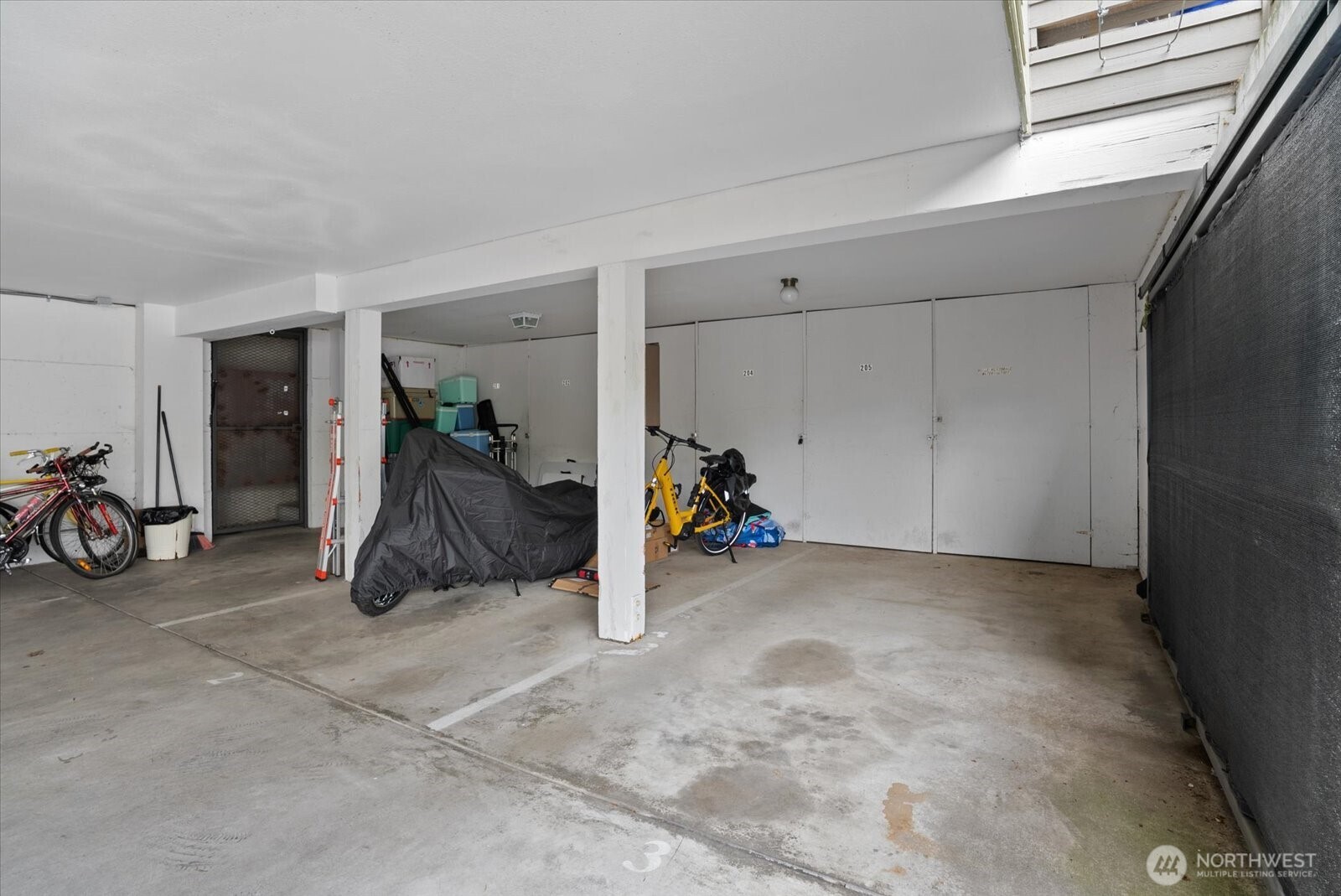 1109 N Allen Place Unit: 205