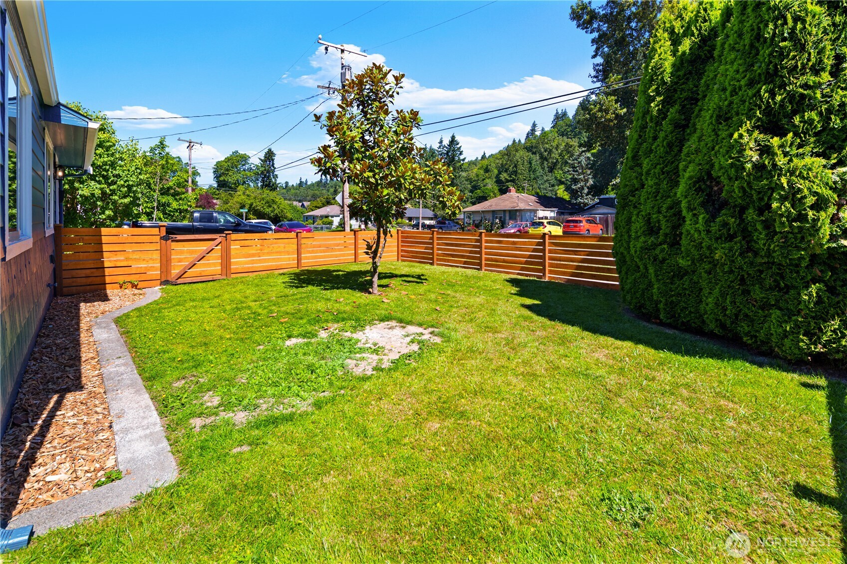 3533 SE 6th Street