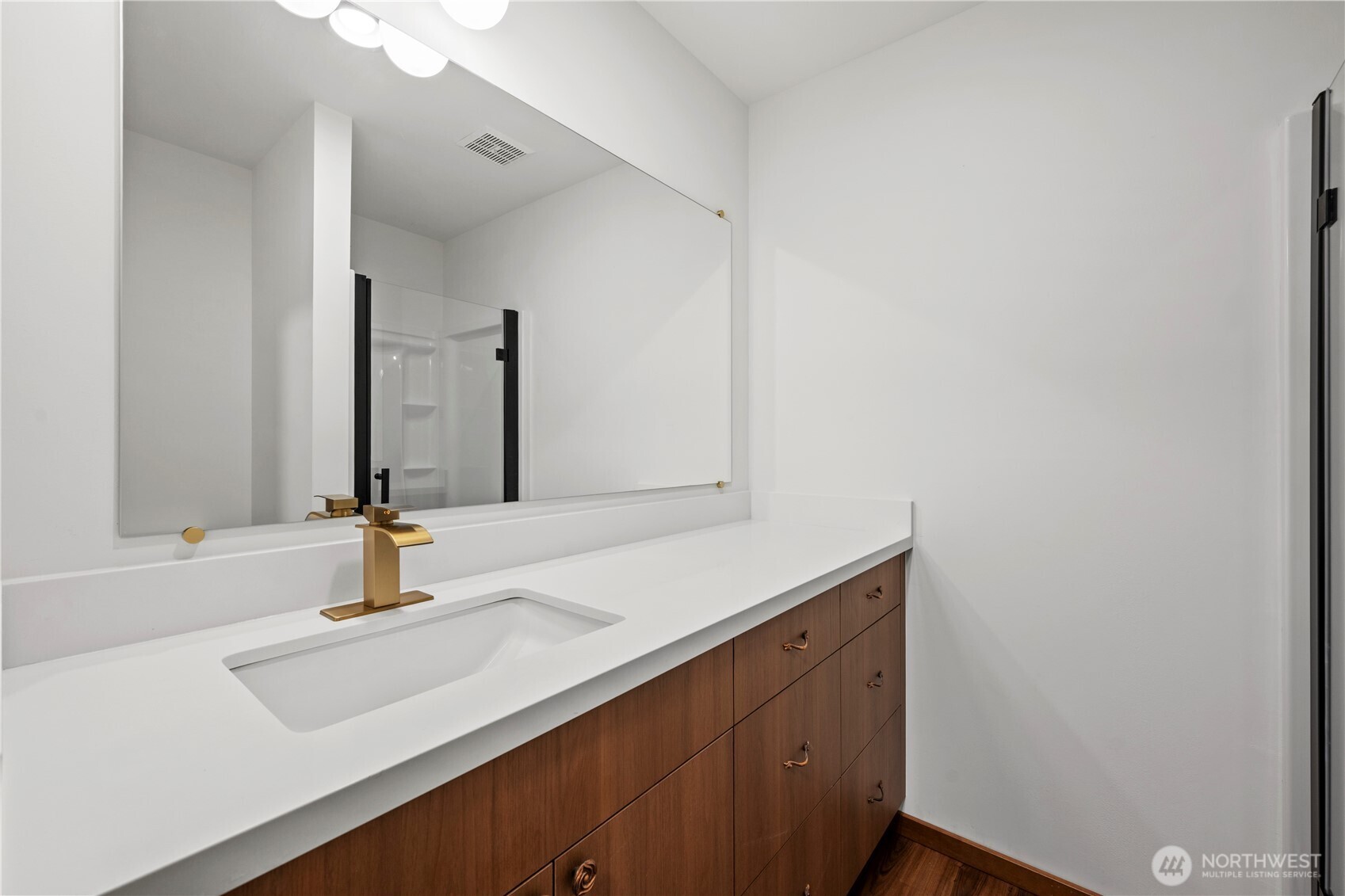 13229 Linden Avenue N Unit: 507B