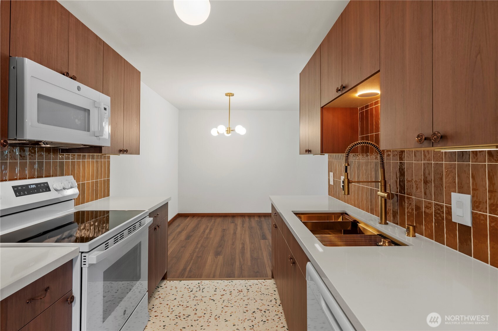 13229 Linden Avenue N Unit: 507B