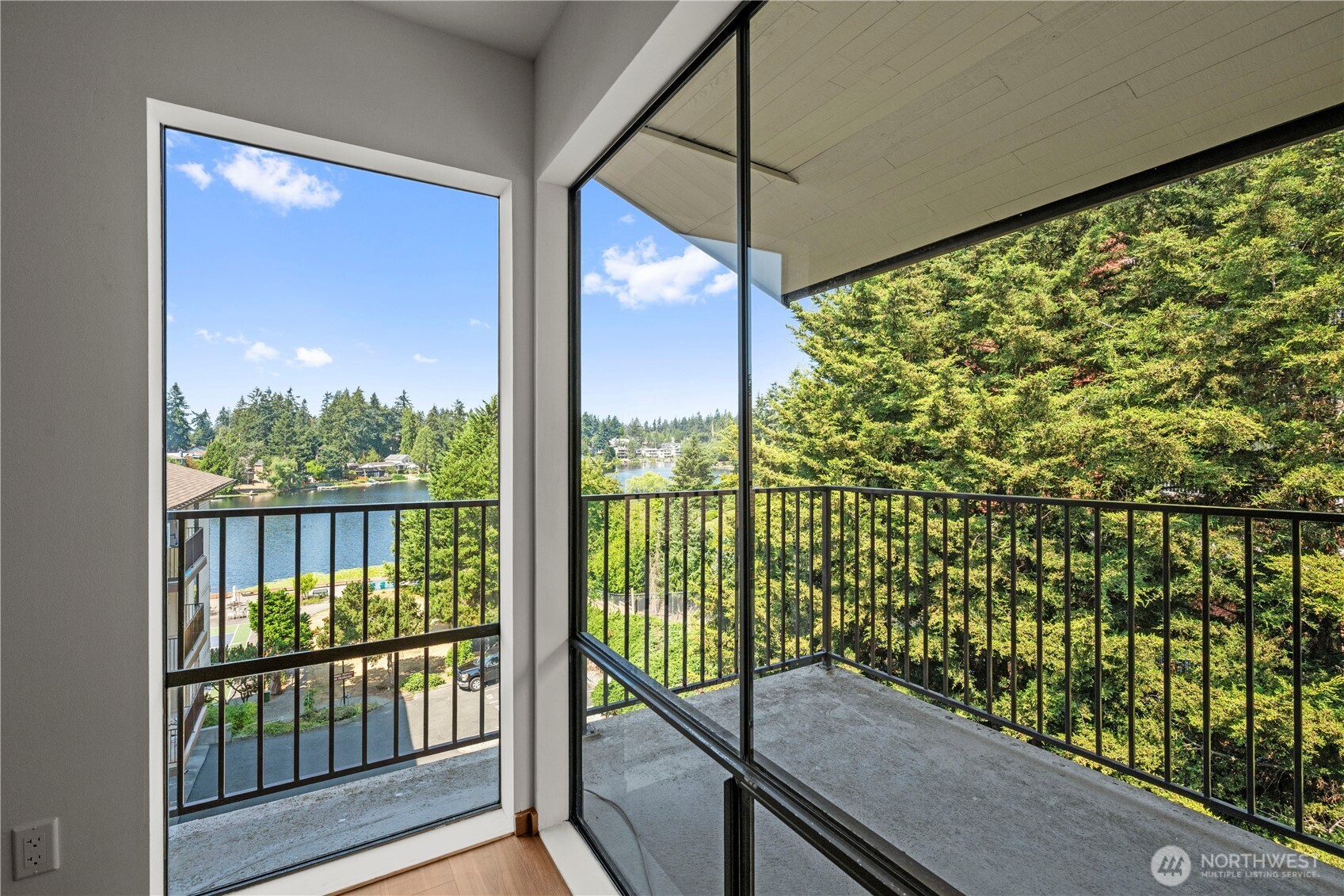 13229 Linden Avenue N Unit: 507B