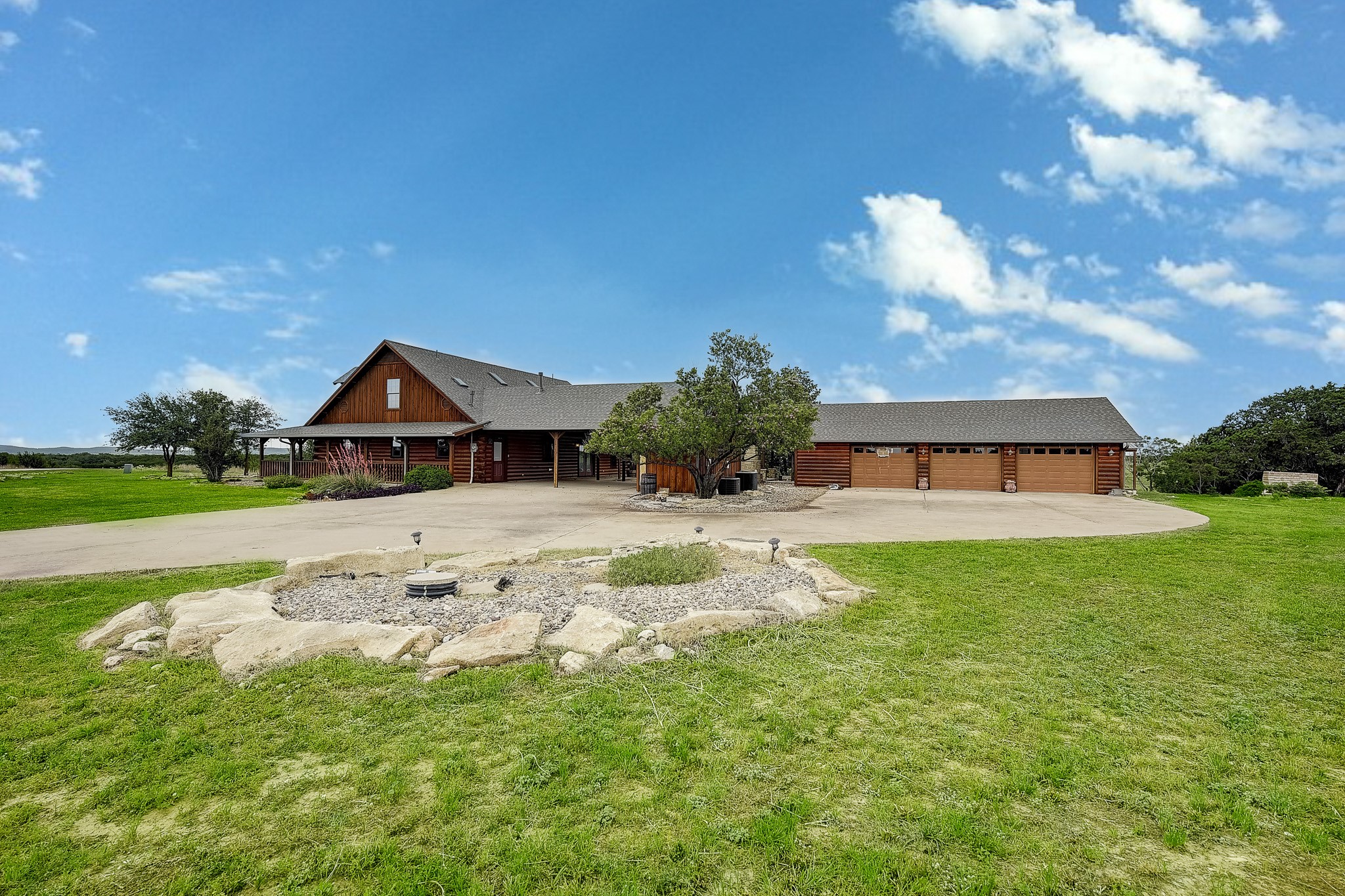 2779 Canyon Wren Loop