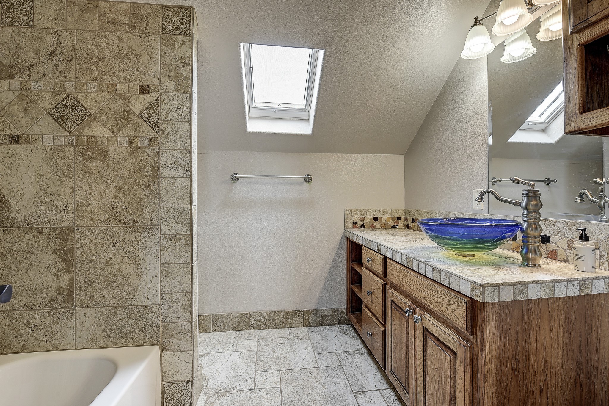 2779 Canyon Wren Loop