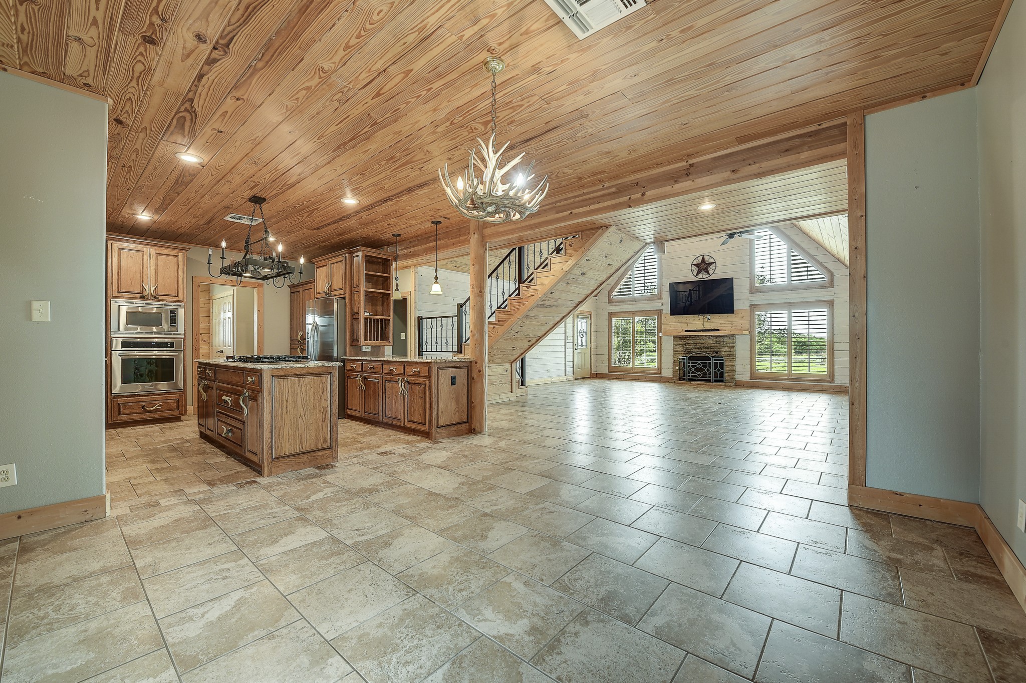 2779 Canyon Wren Loop