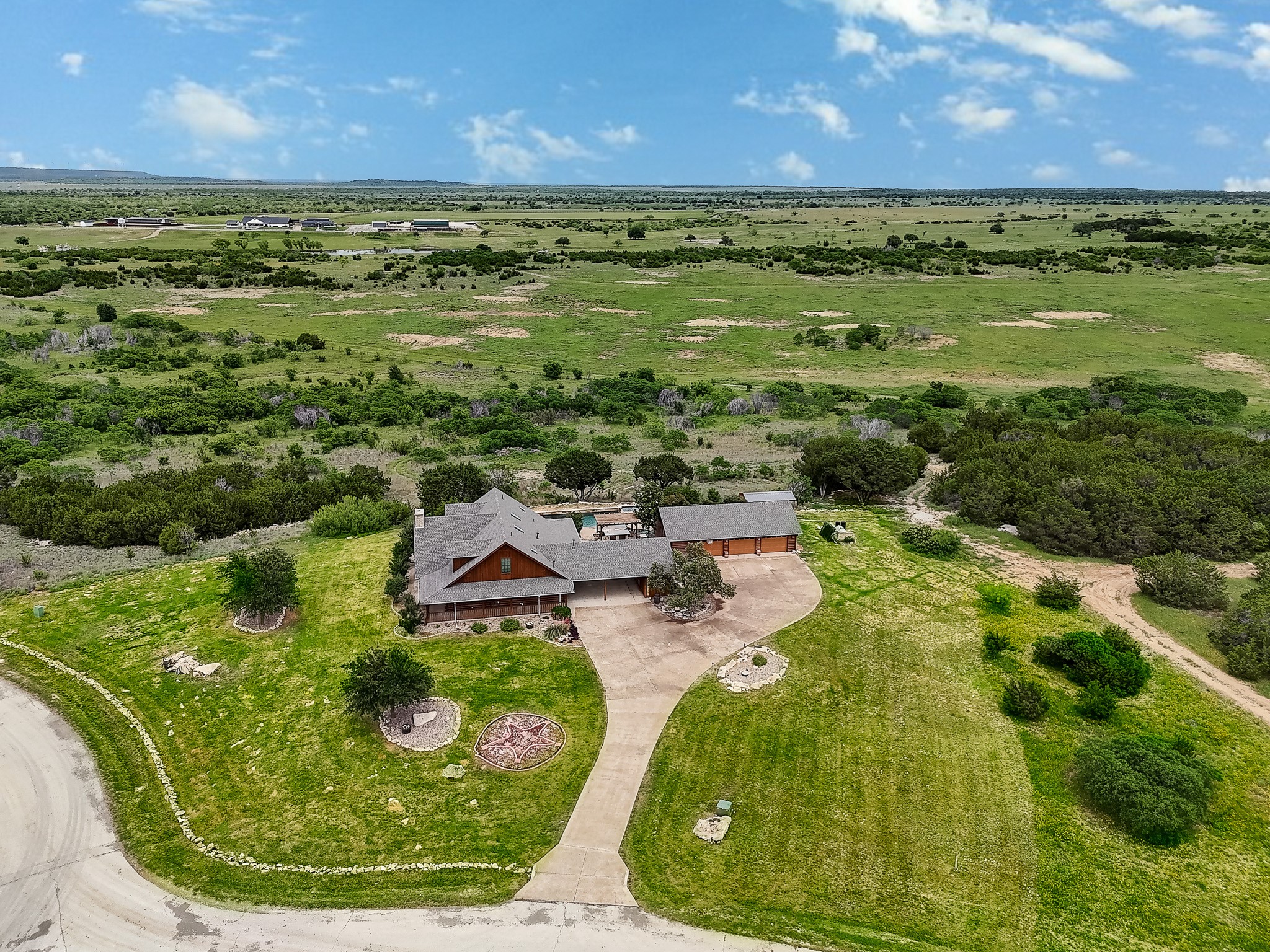 2779 Canyon Wren Loop