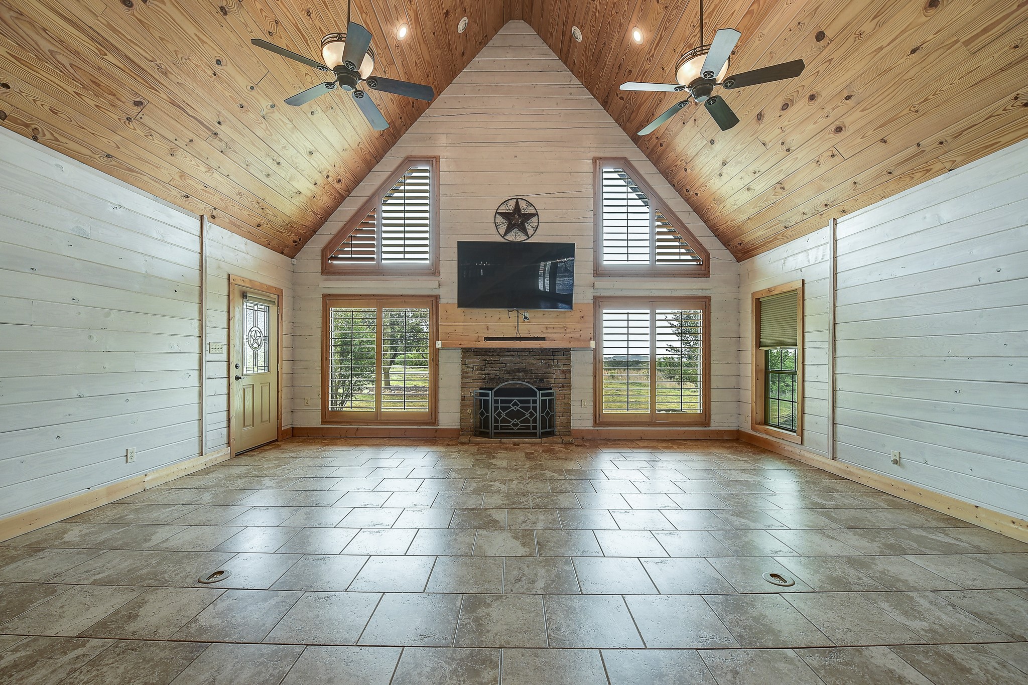 2779 Canyon Wren Loop