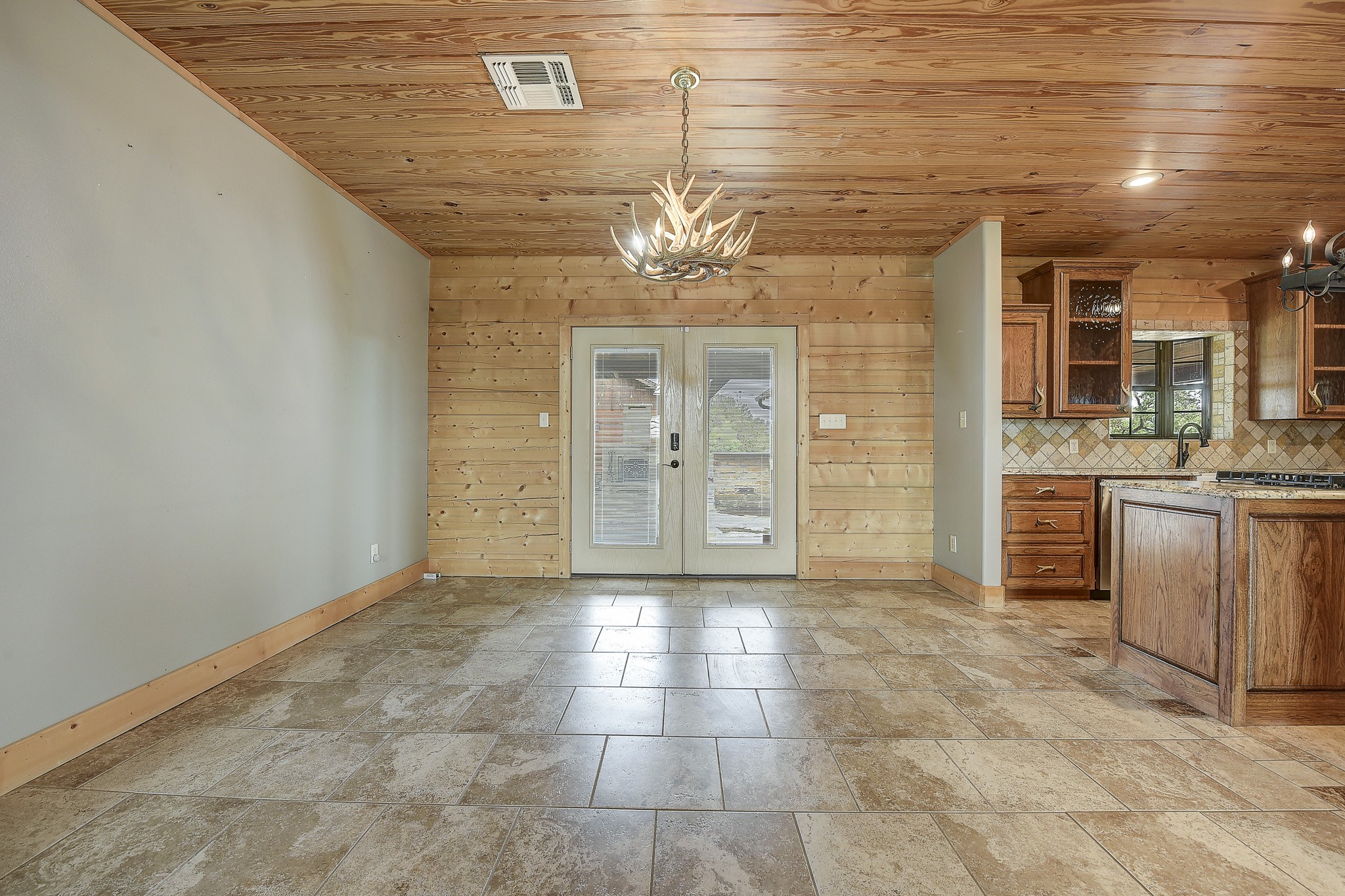 2779 Canyon Wren Loop