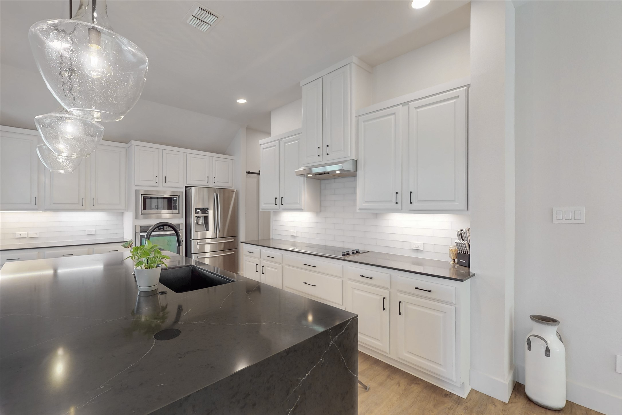 15221 Ringneck Street