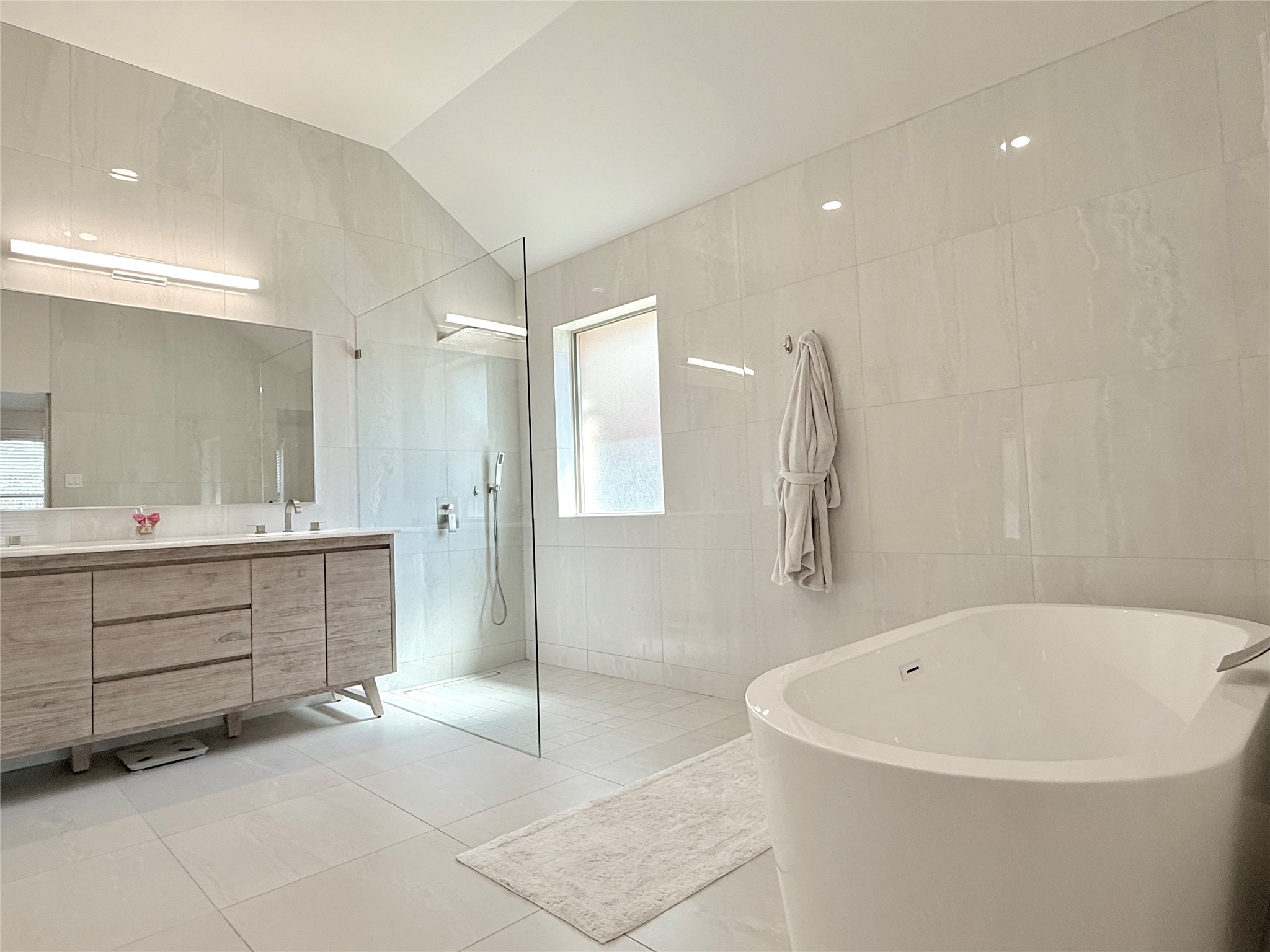 15221 Ringneck Street