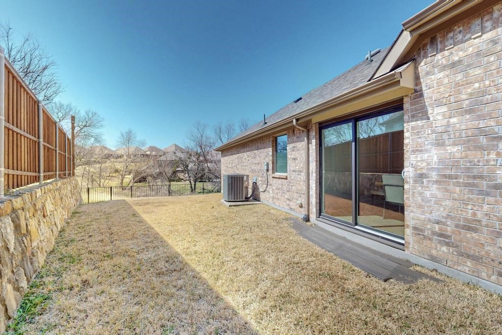 15221 Ringneck Street