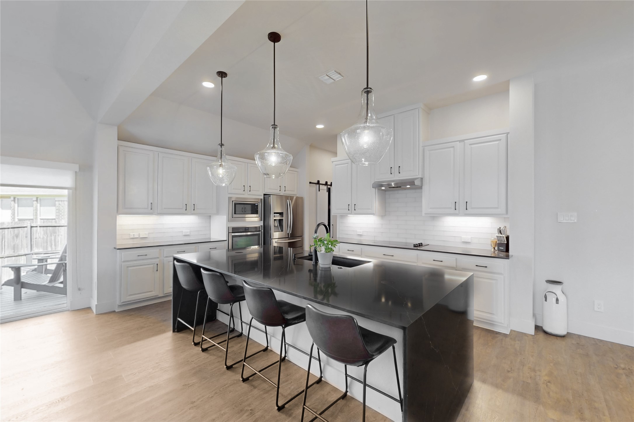 15221 Ringneck Street