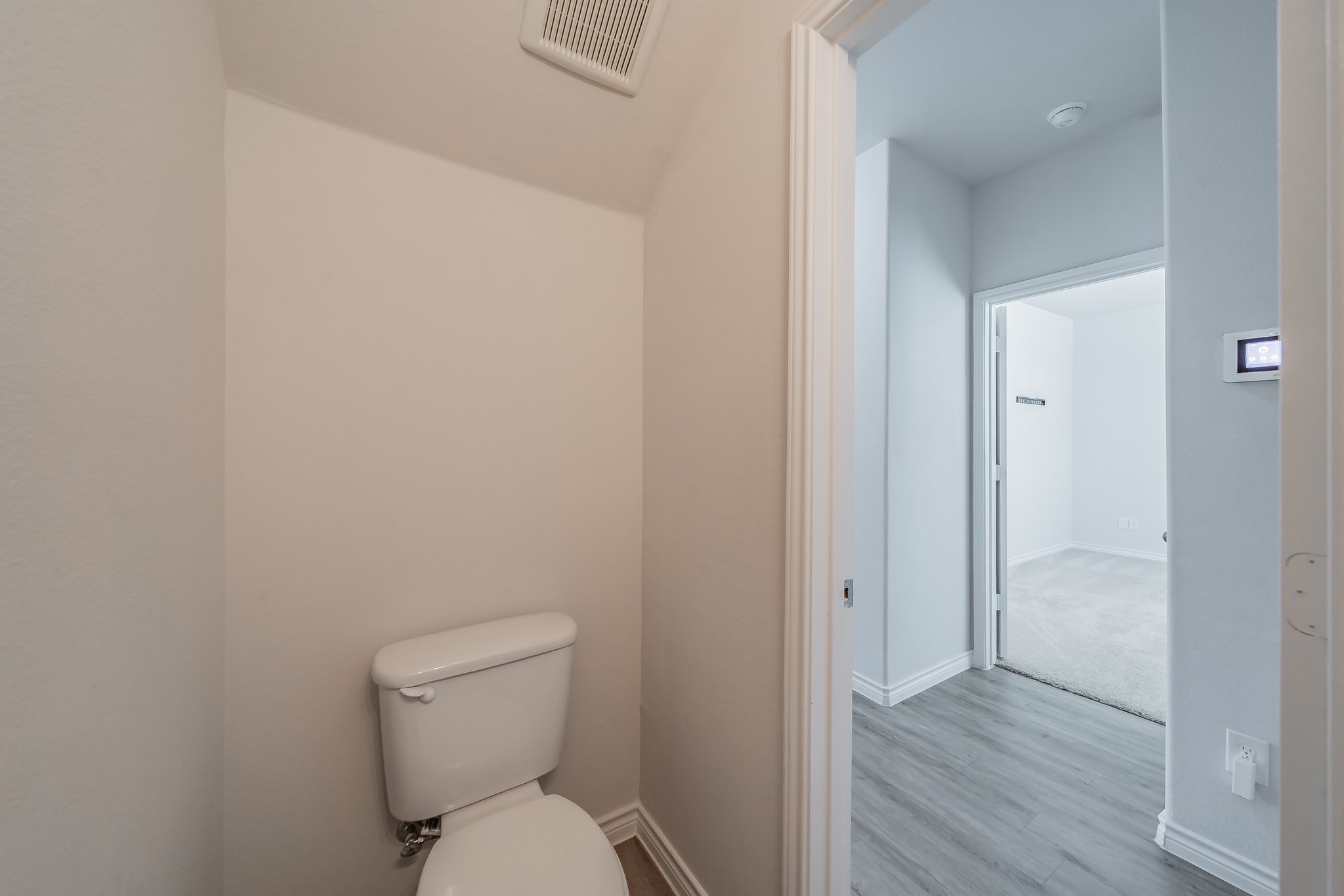 5640 Shore Point Trail