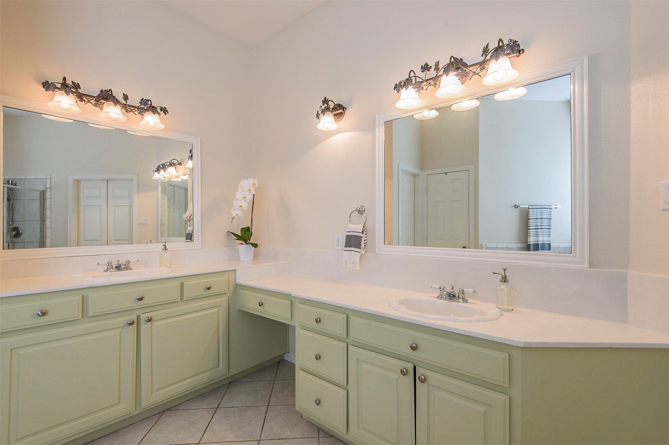 4708 Angel Fire Drive