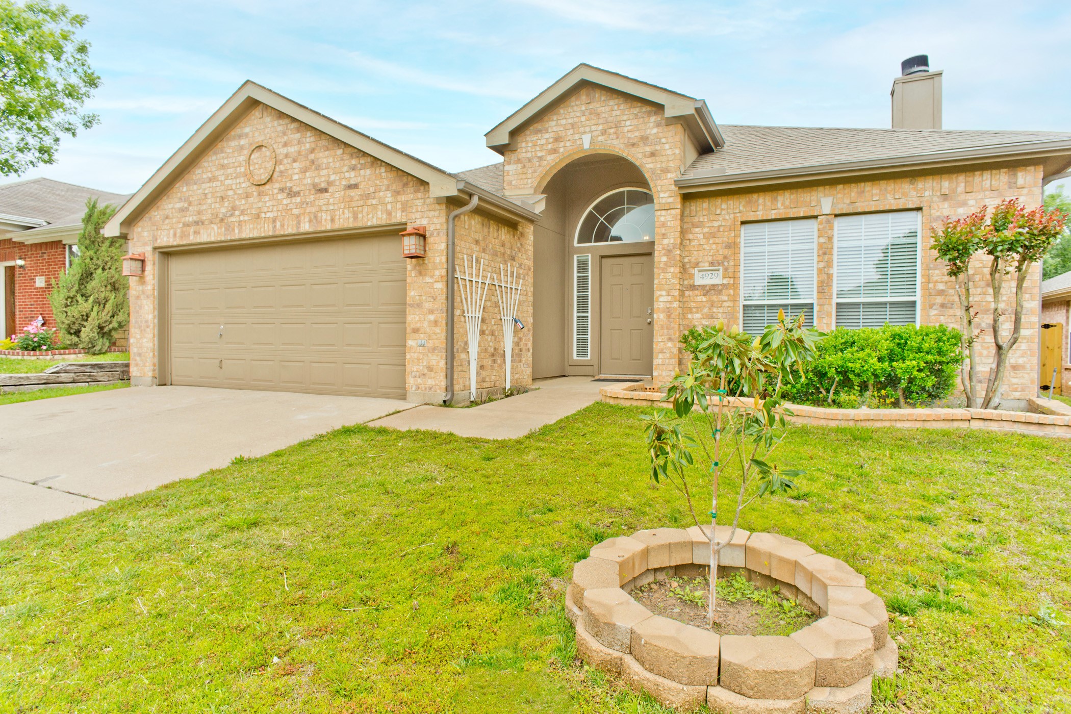 4929 Spur Ridge Court