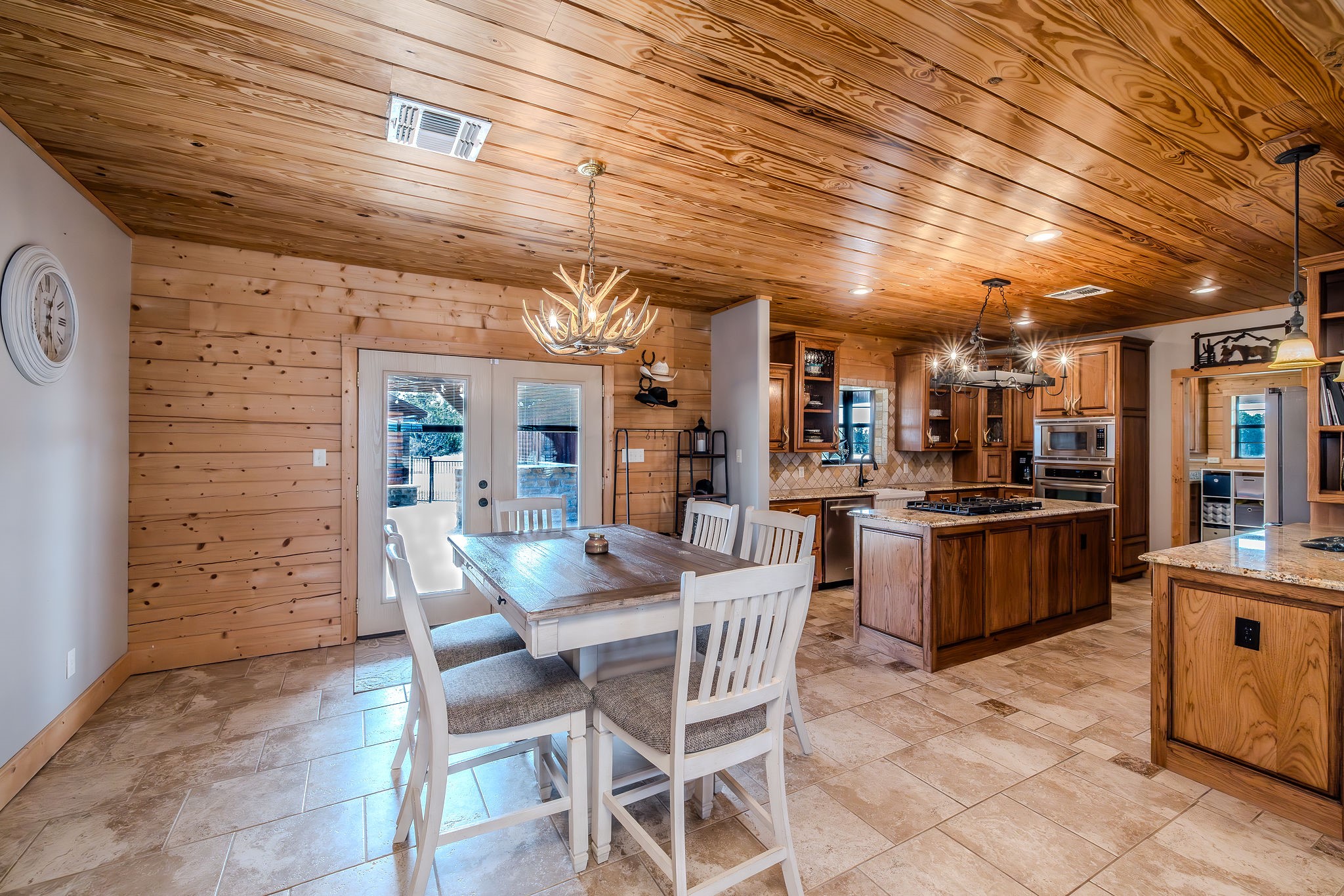 2779 Canyon Wren Loop