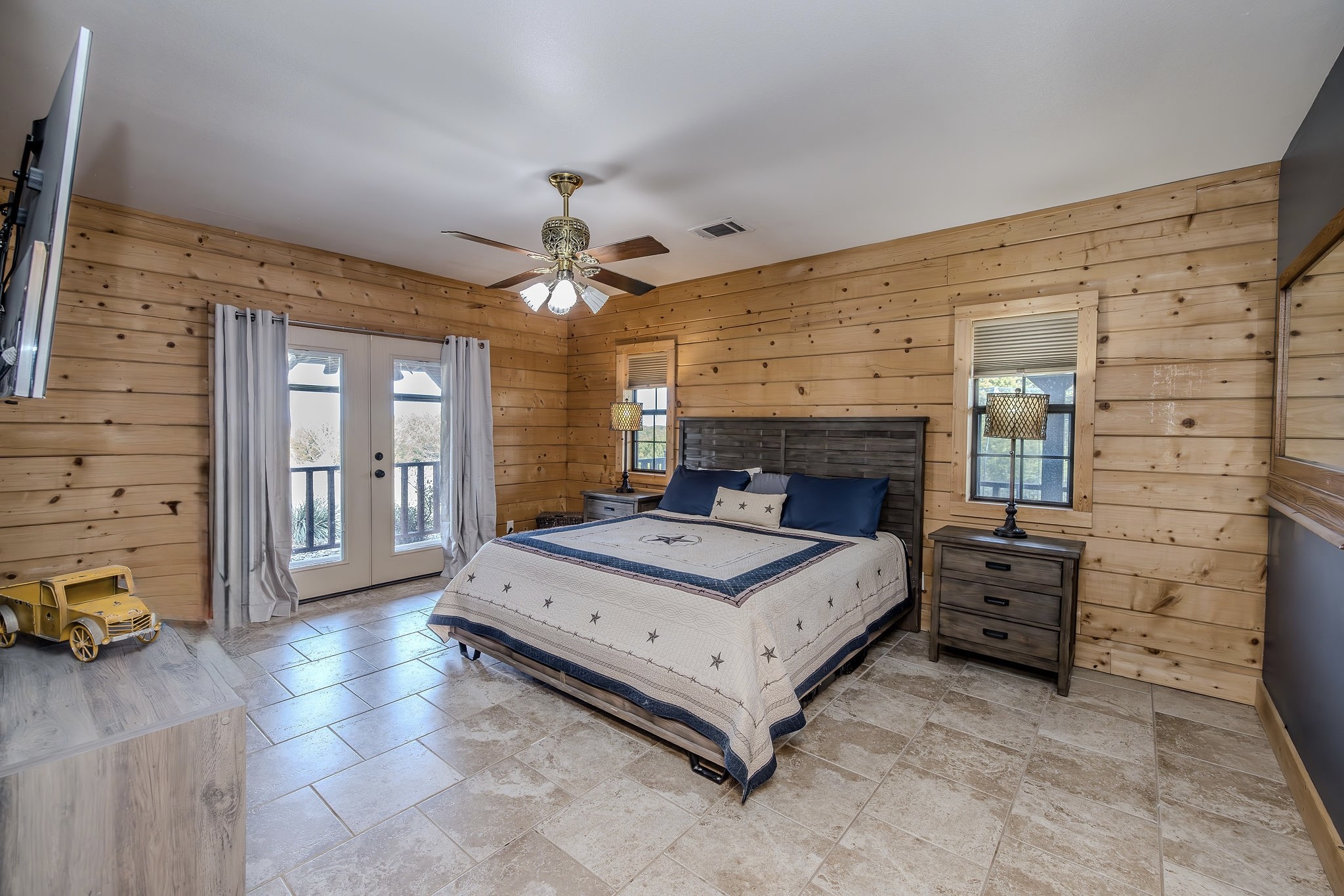 2779 Canyon Wren Loop