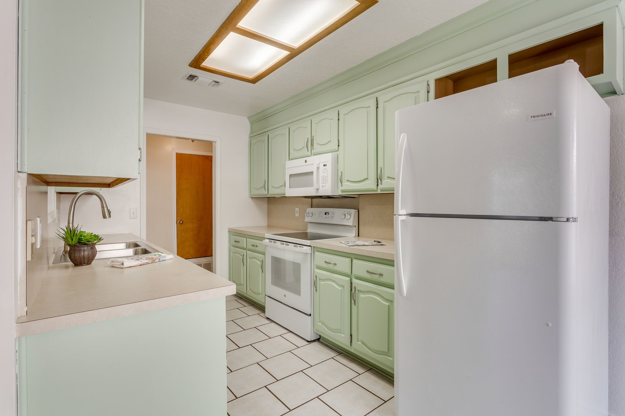 706 Holly Hill Road