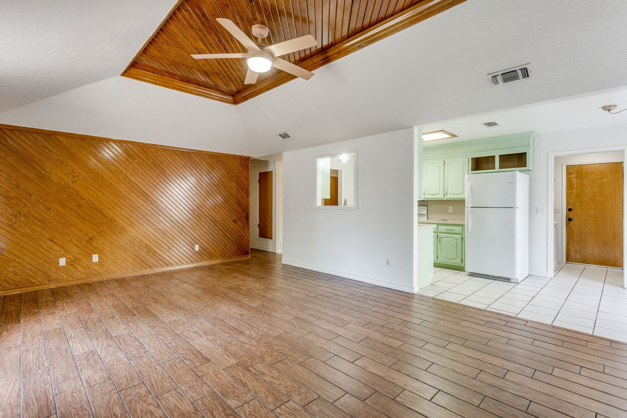 706 Holly Hill Road