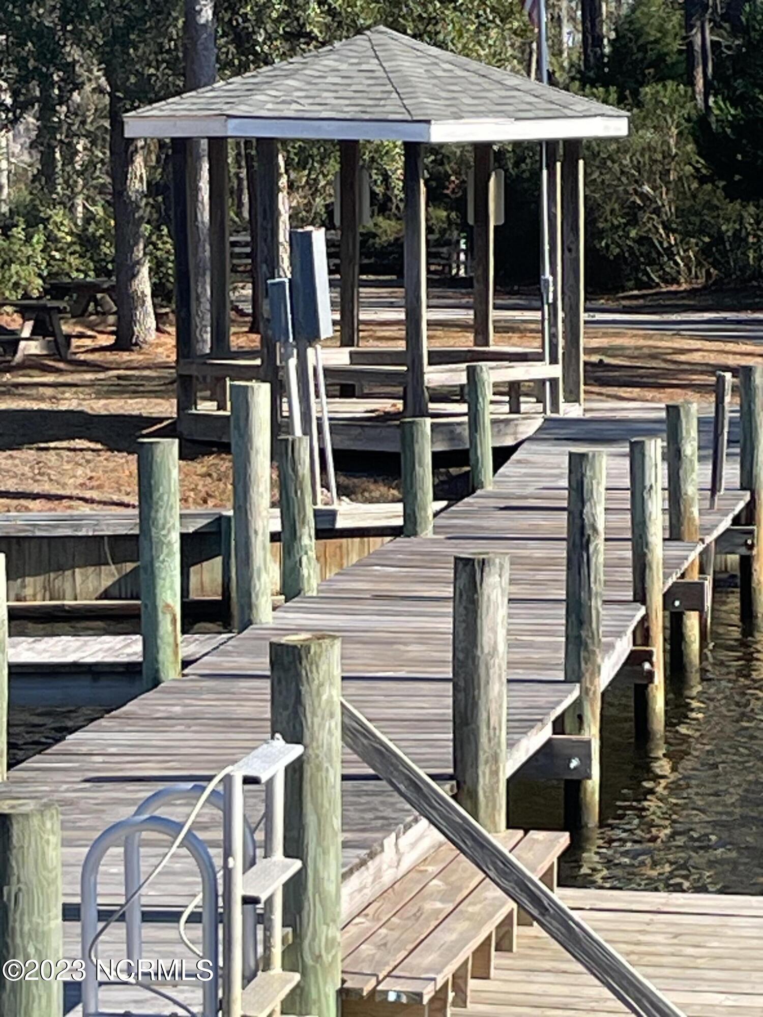 205 74 Jonaquins Drive