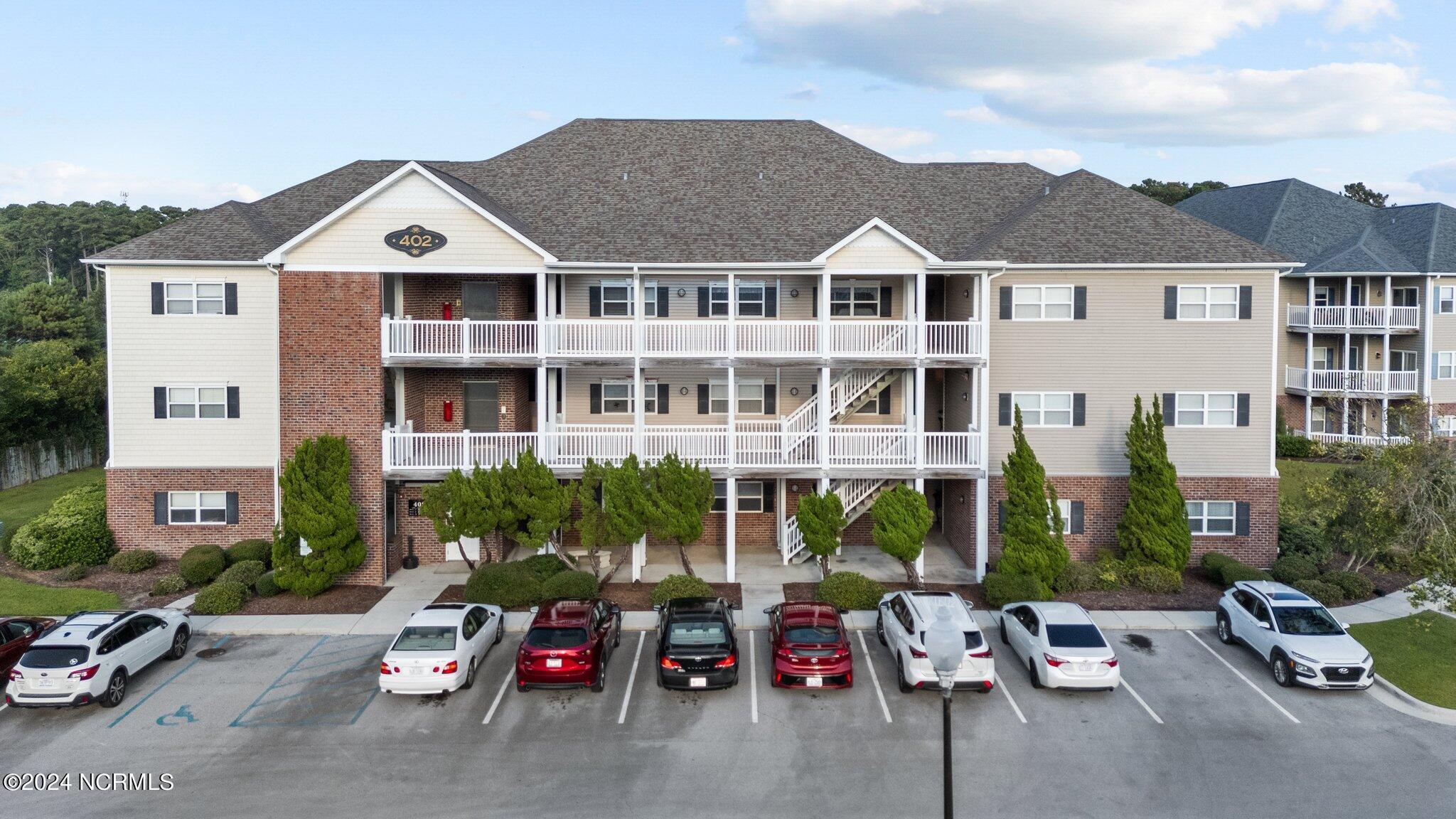 402 Penny Lane, L