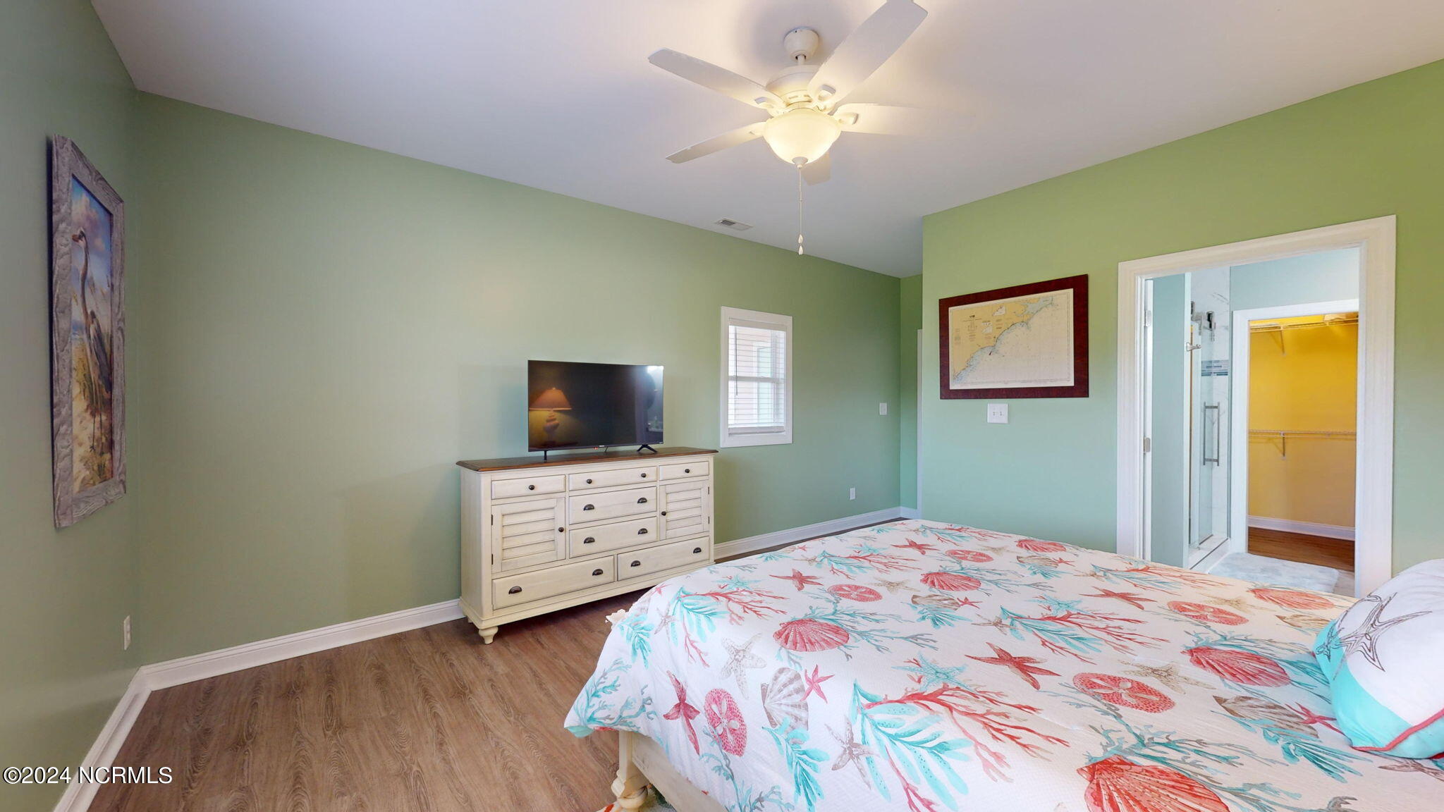 402 Penny Lane, L
