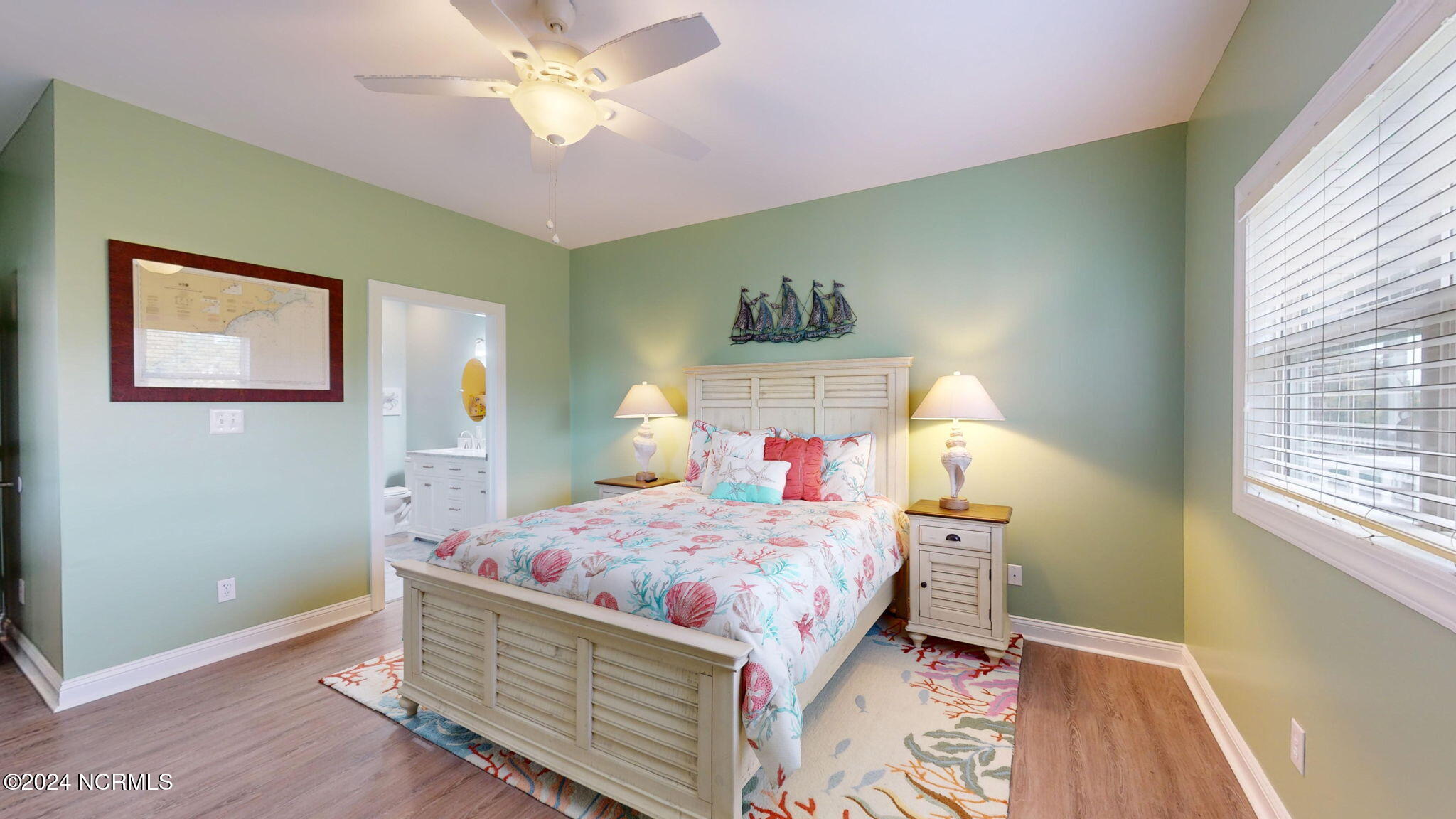 402 Penny Lane, L