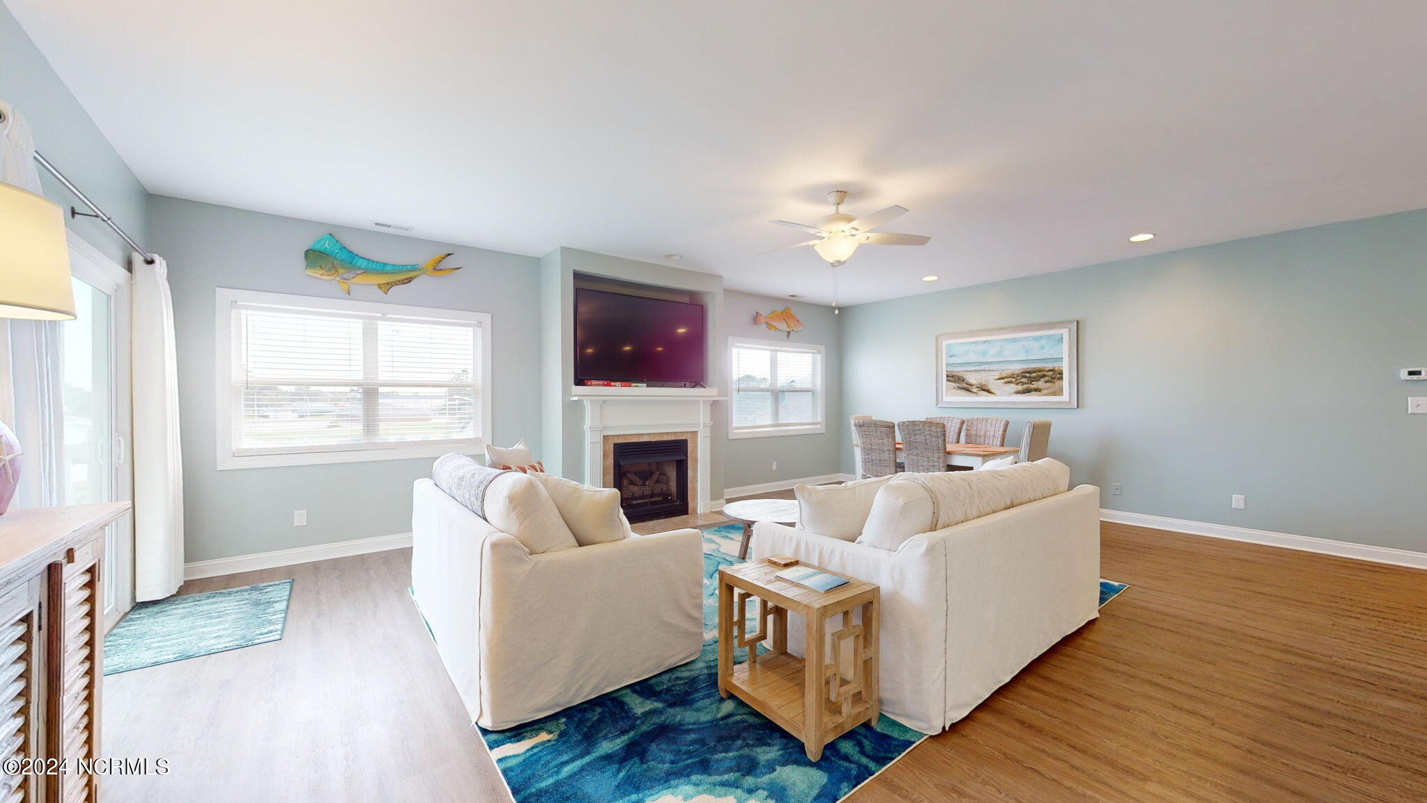 402 Penny Lane, L
