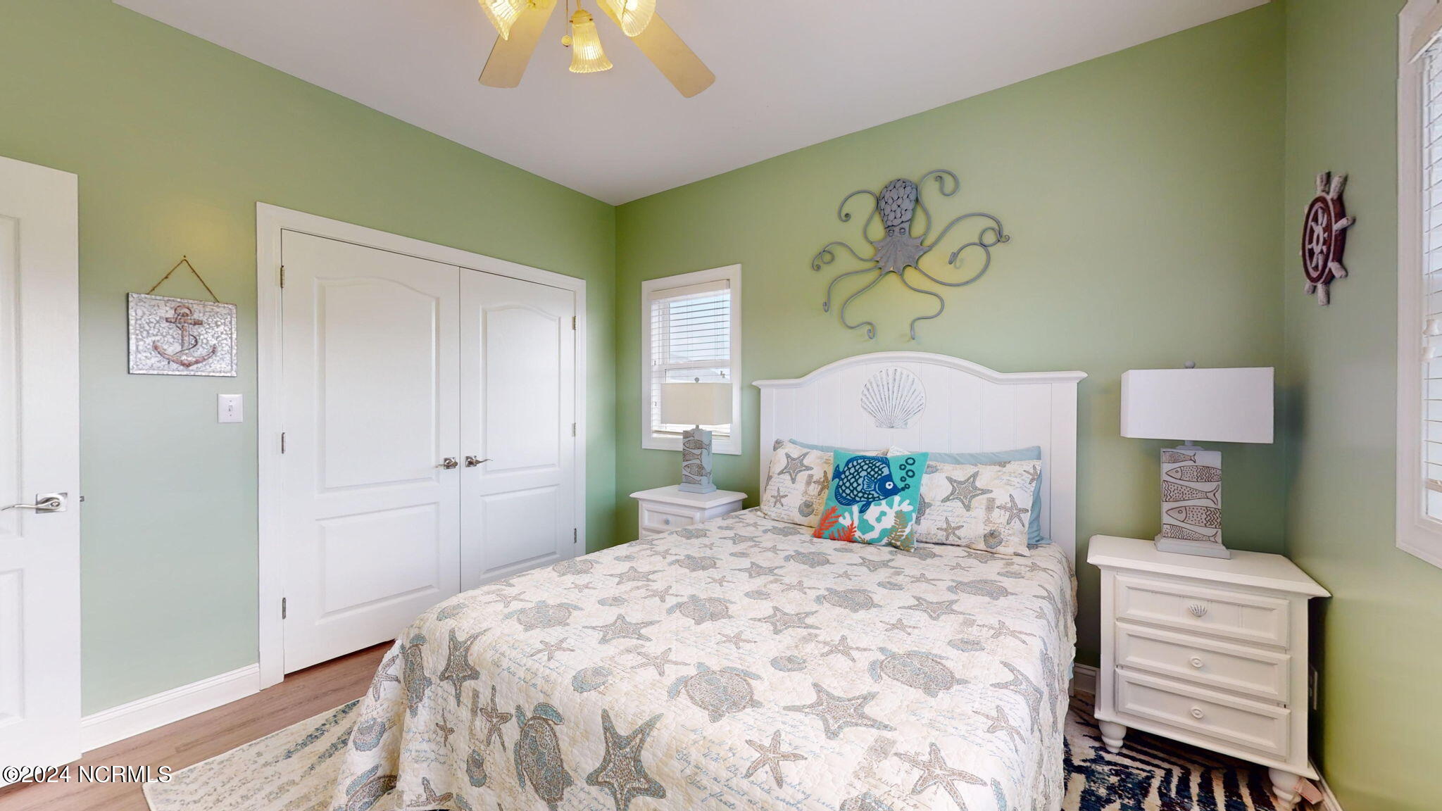 402 Penny Lane, L