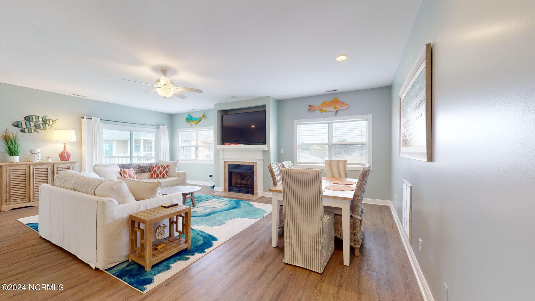 402 Penny Lane, L