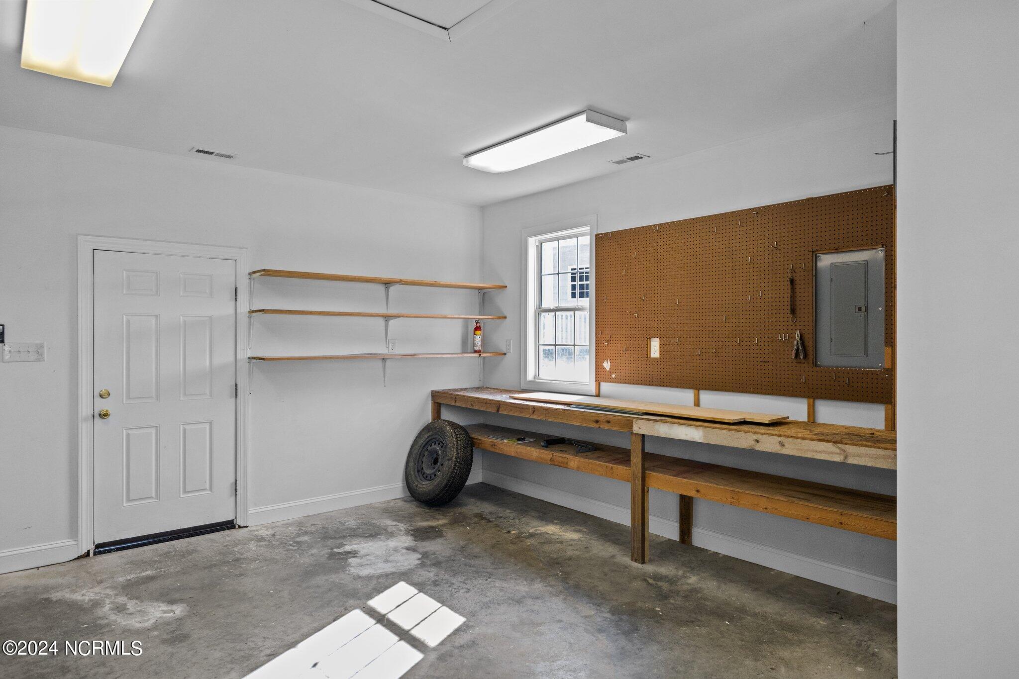 161 Howland Parkway