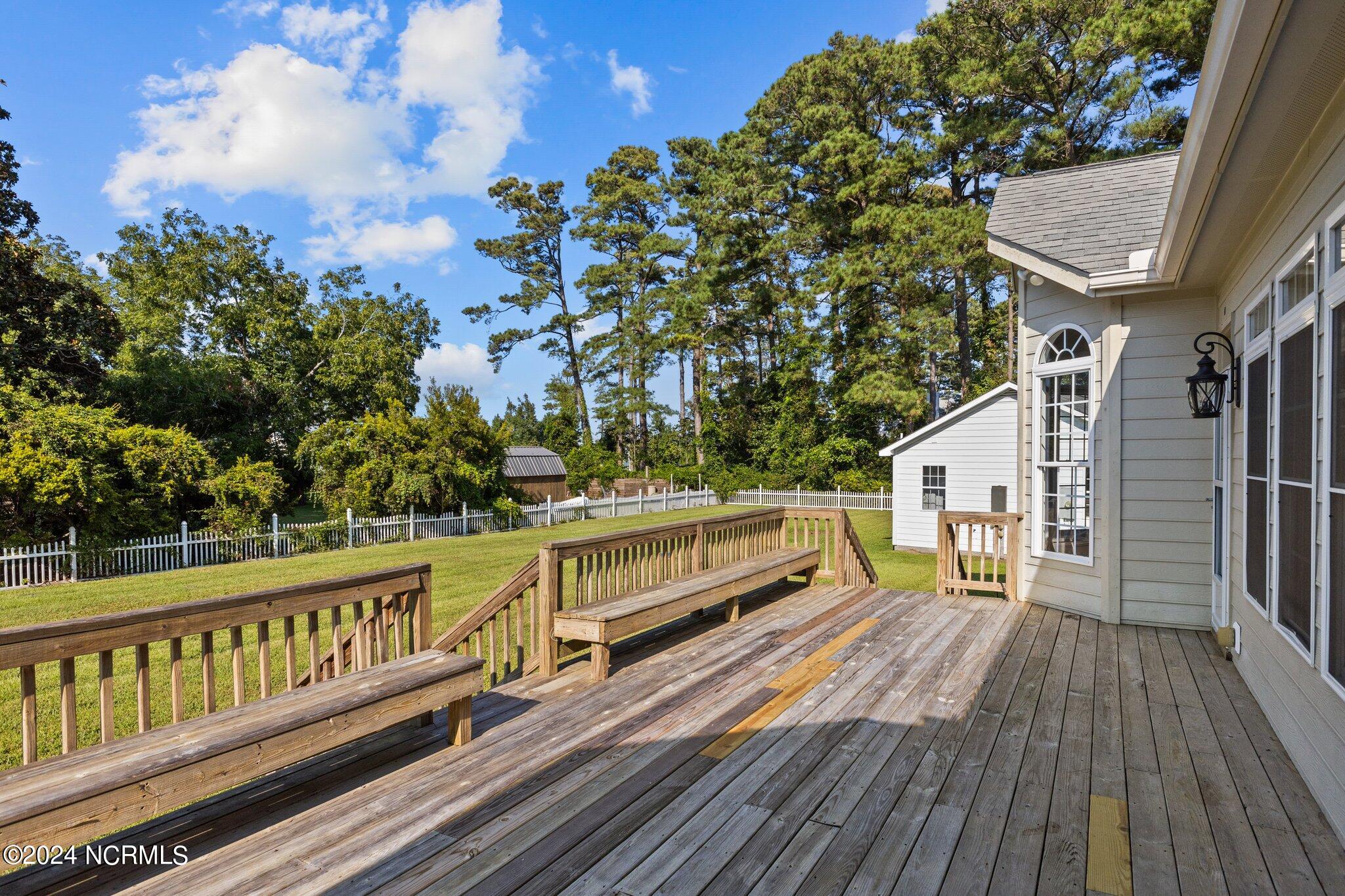 161 Howland Parkway