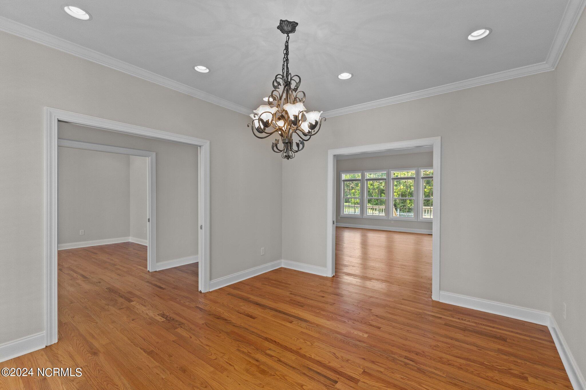 161 Howland Parkway