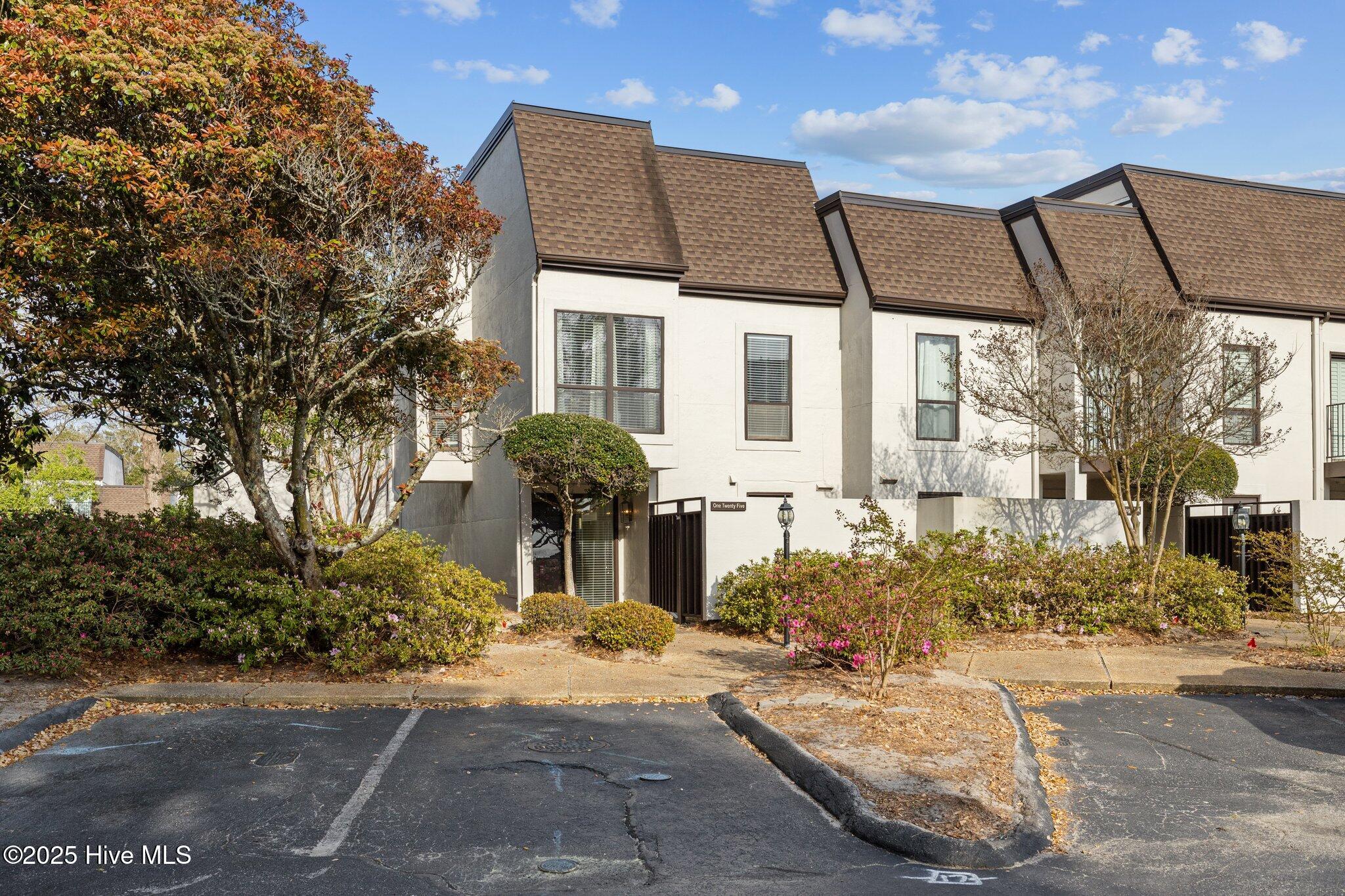 125 Hatteras Court