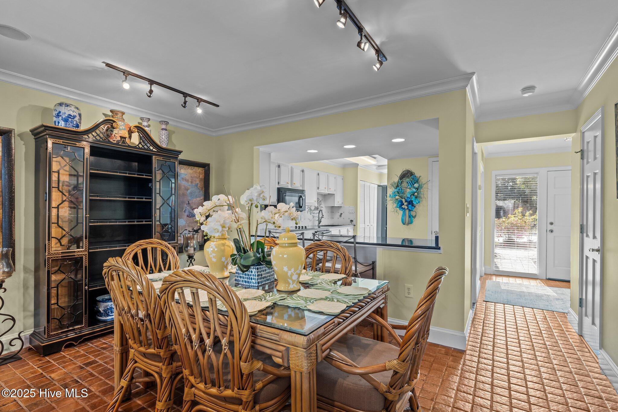 125 Hatteras Court