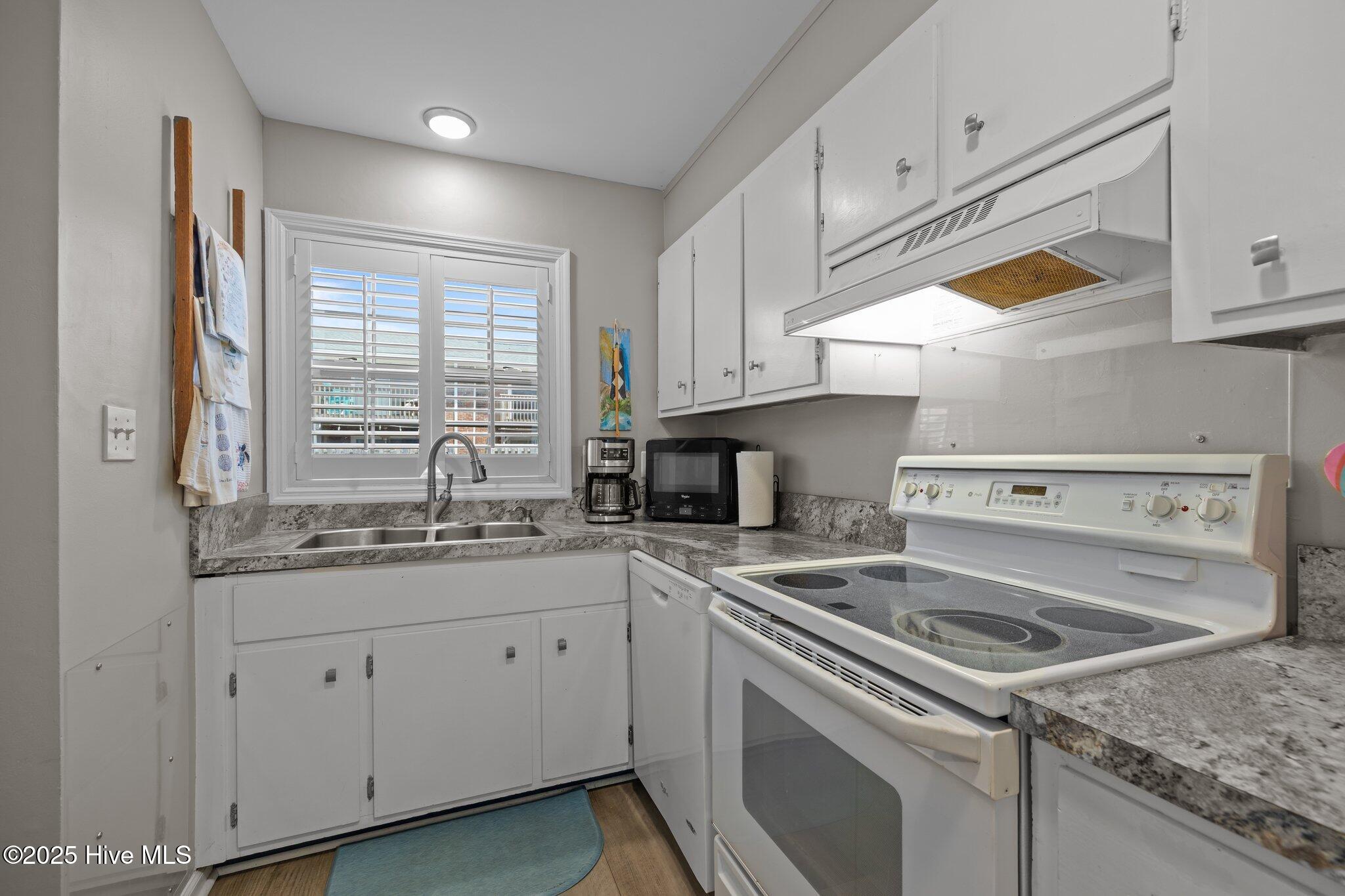 277 Salter Path Road, 66