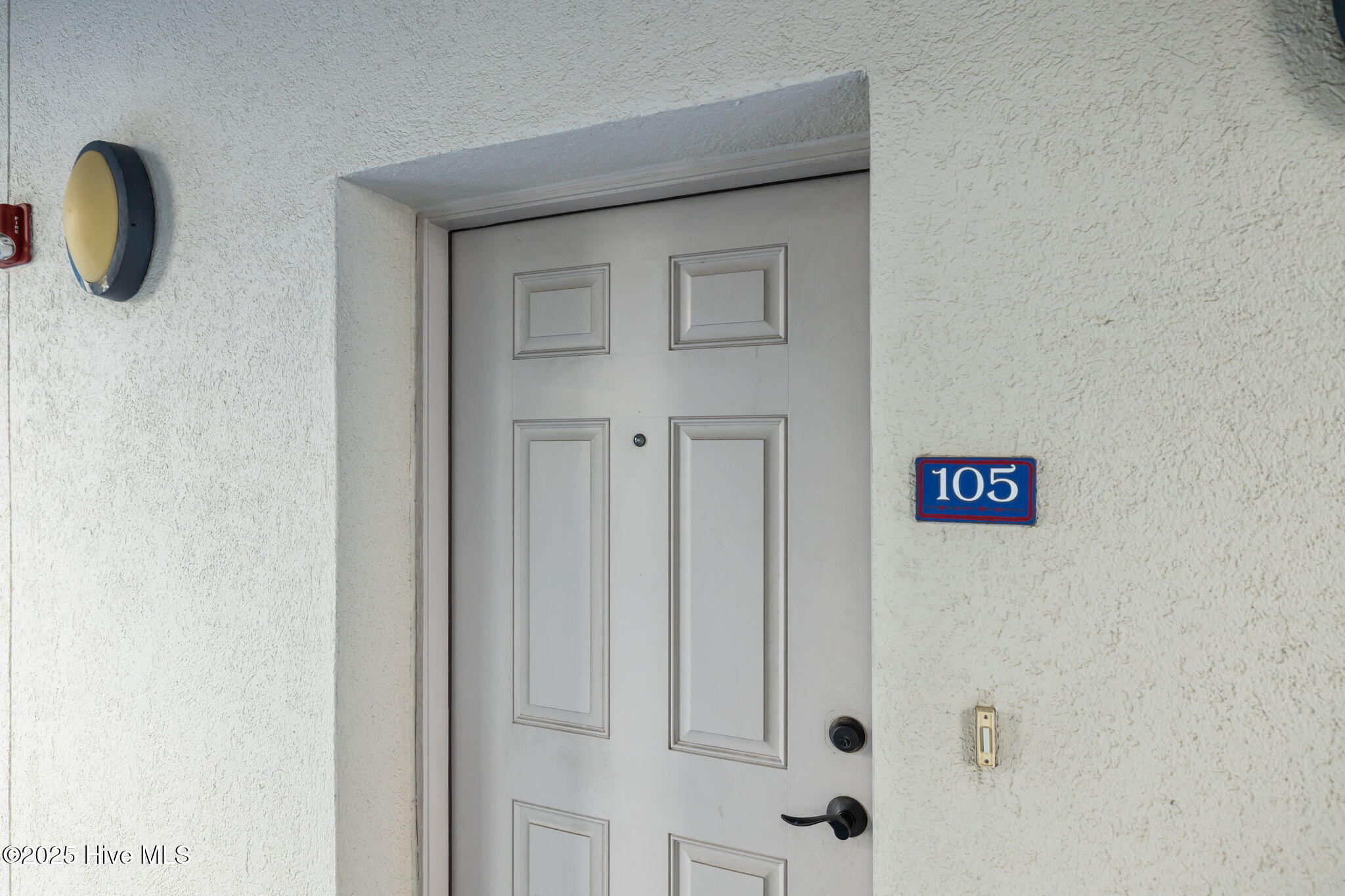 4425 Arendell Street, 105 & Slip #38