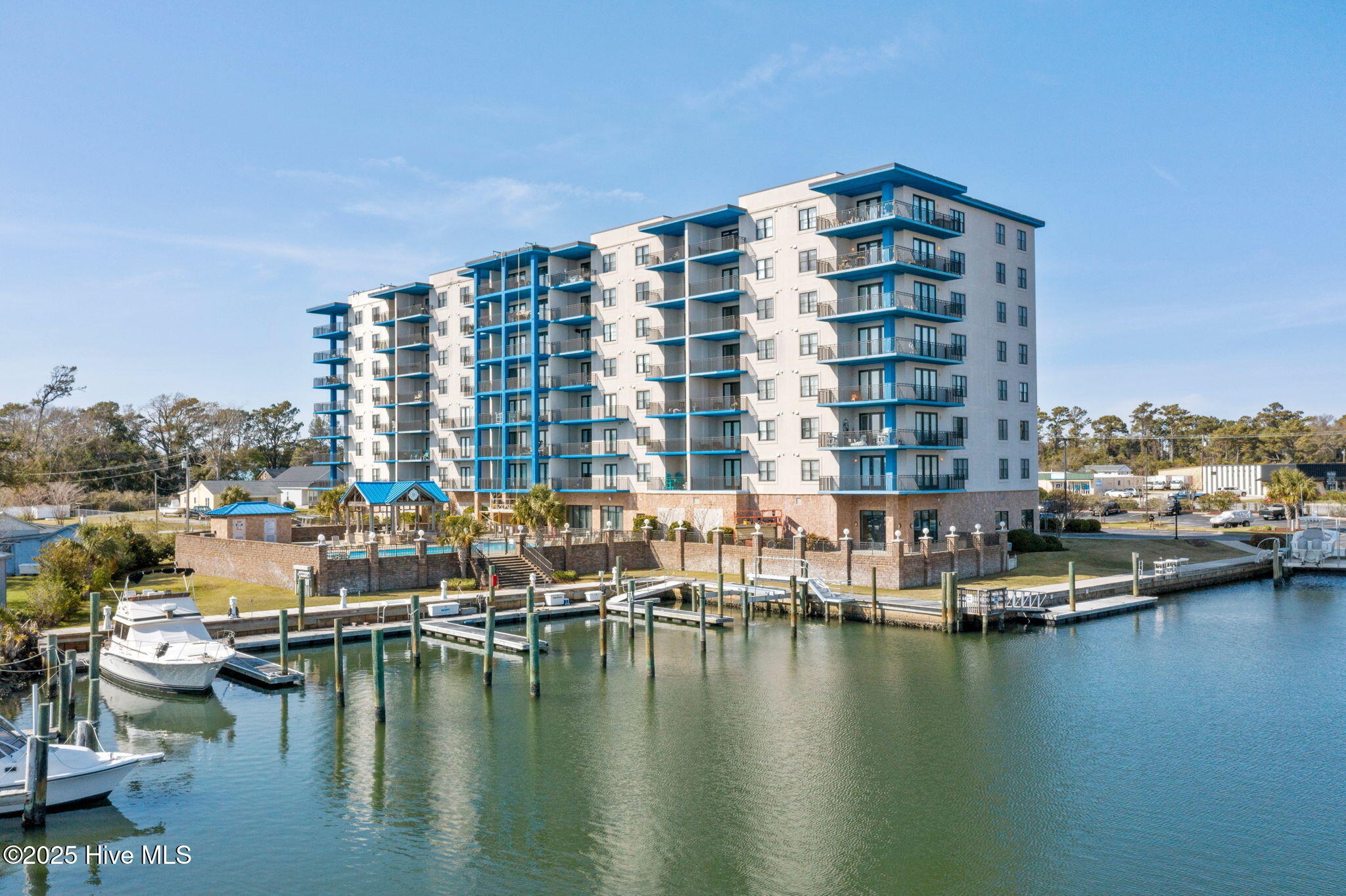 4425 Arendell Street, 105 & Slip #38