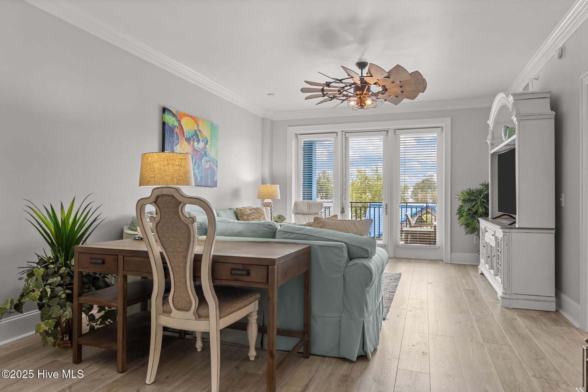 4425 Arendell Street, 105 & Slip #38