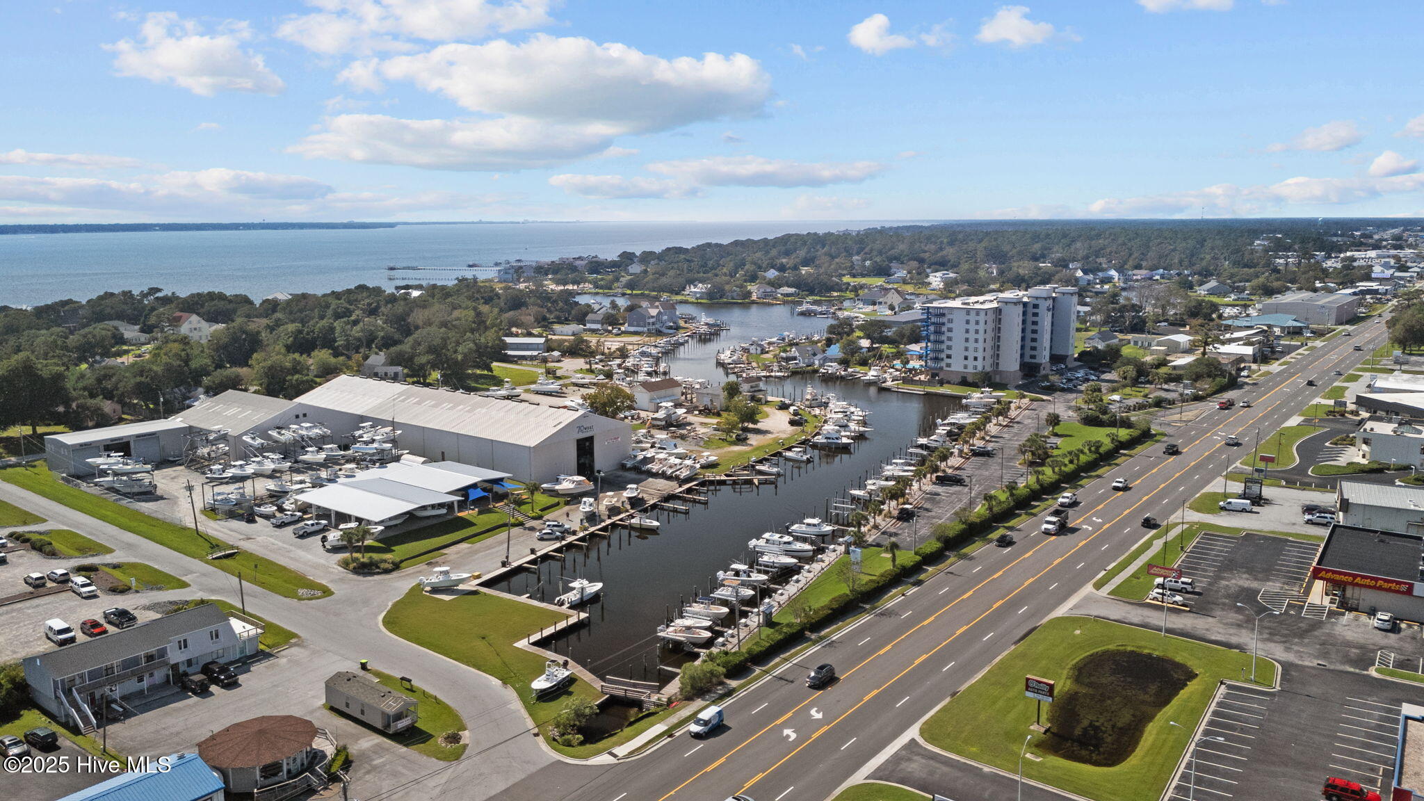 4425 Arendell Street, 105 & Slip #38