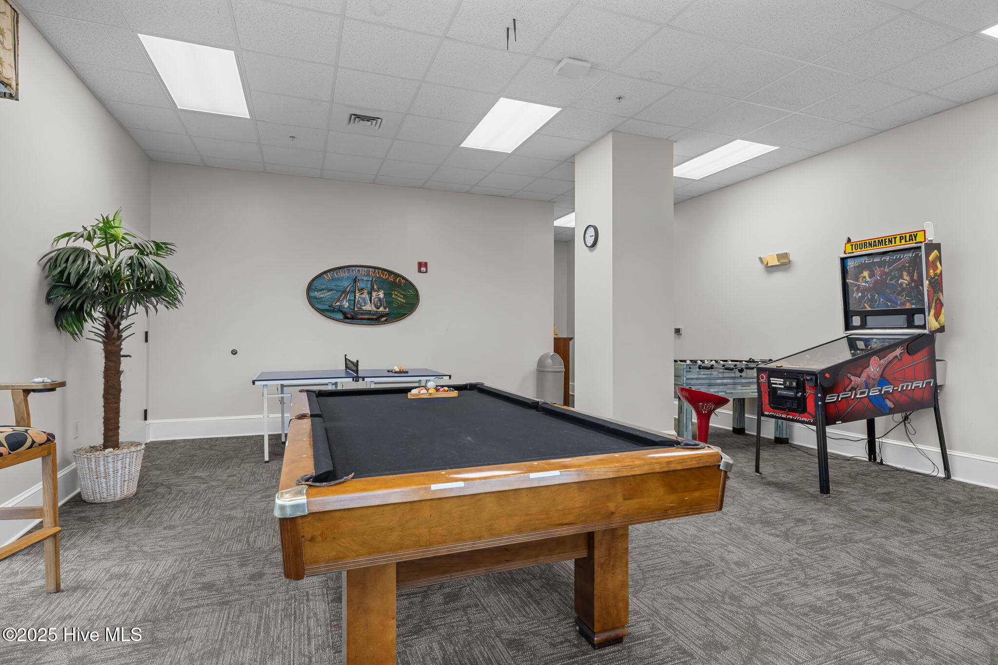 4425 Arendell Street, 105 & Slip #38