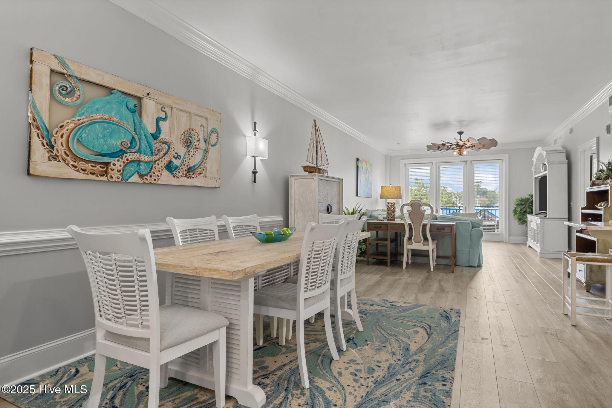 4425 Arendell Street, 105 & Slip #38