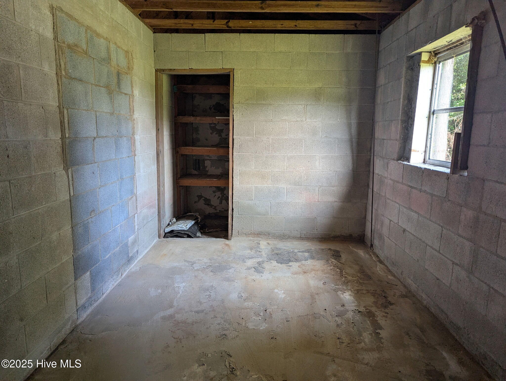 290 & 300 Highway 70