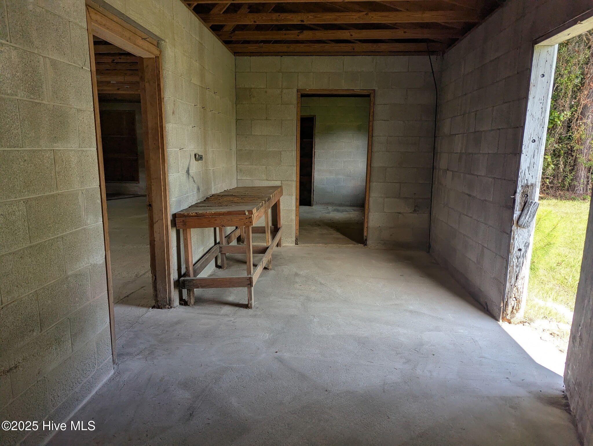 290 & 300 Highway 70