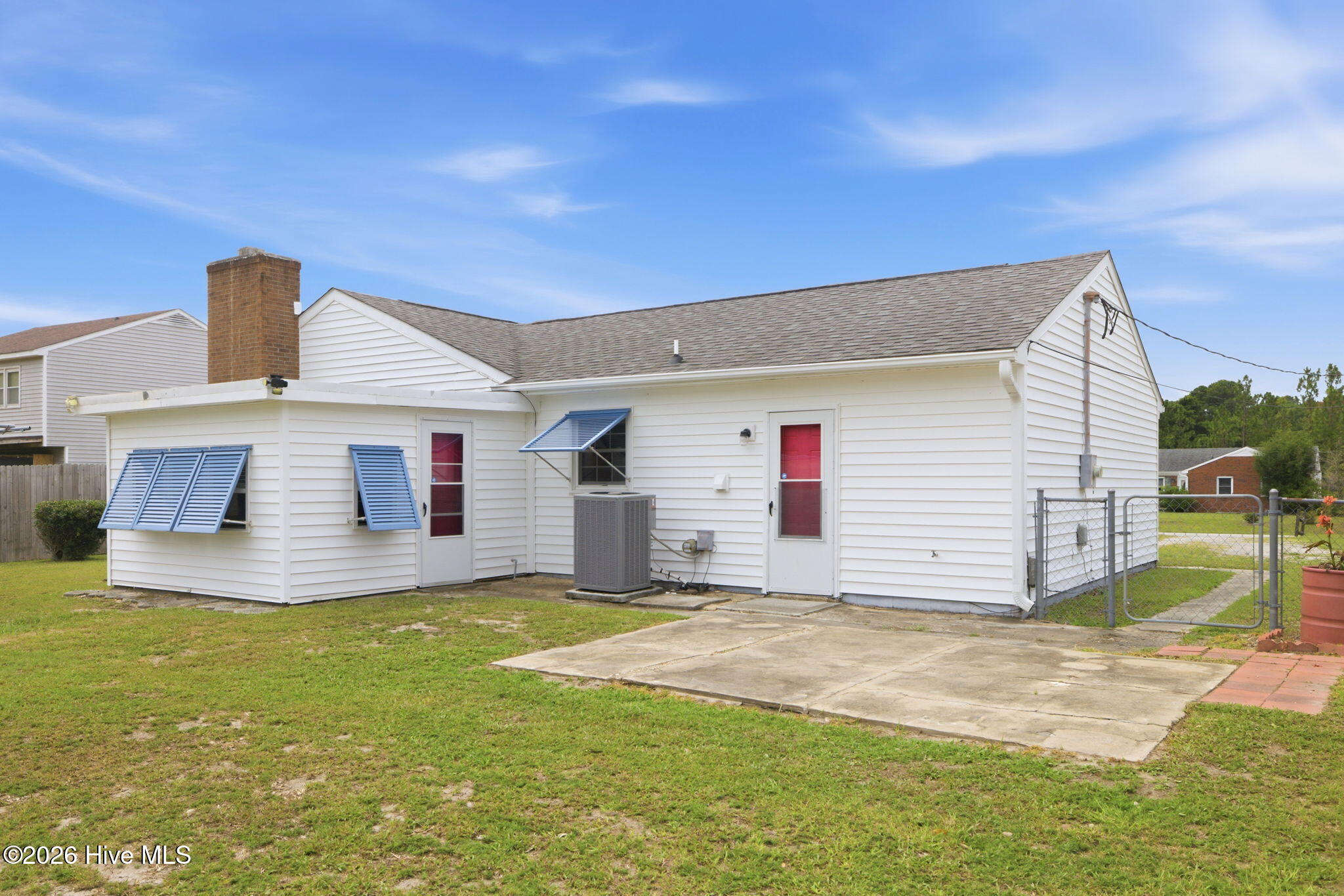 712 James Drive
