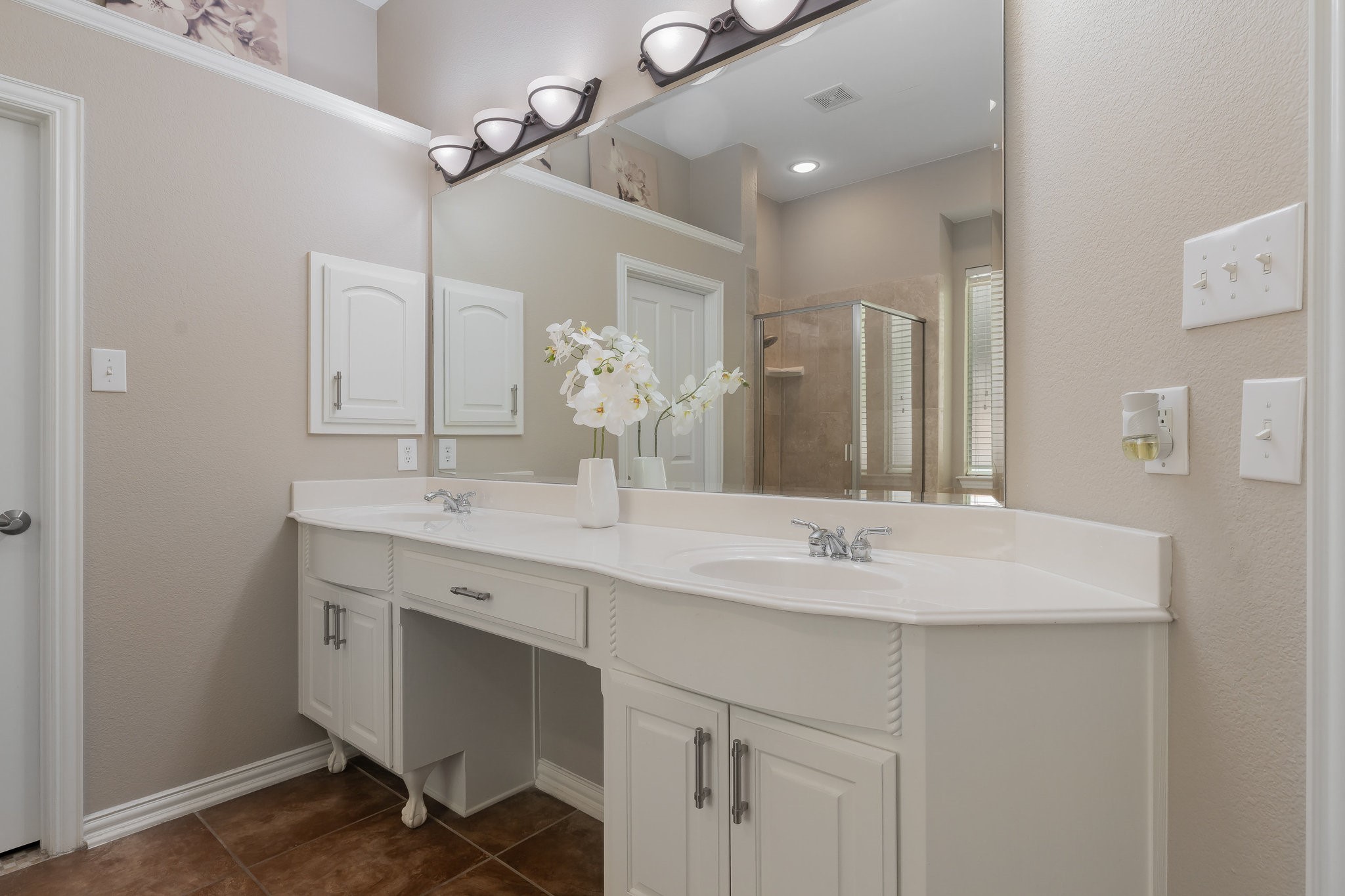 2207 Eagles Nest Drive