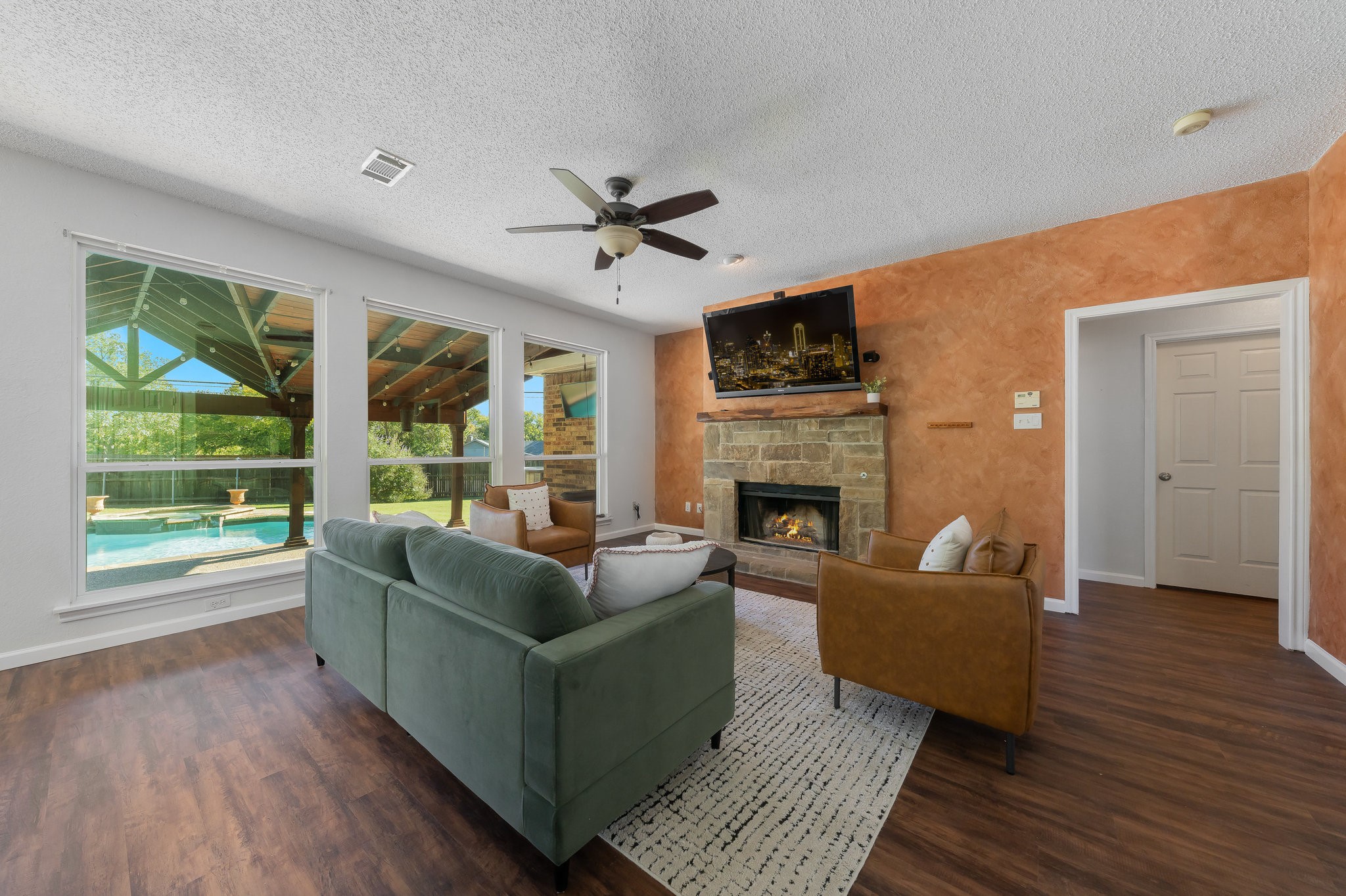 1923 Little Fawn Court