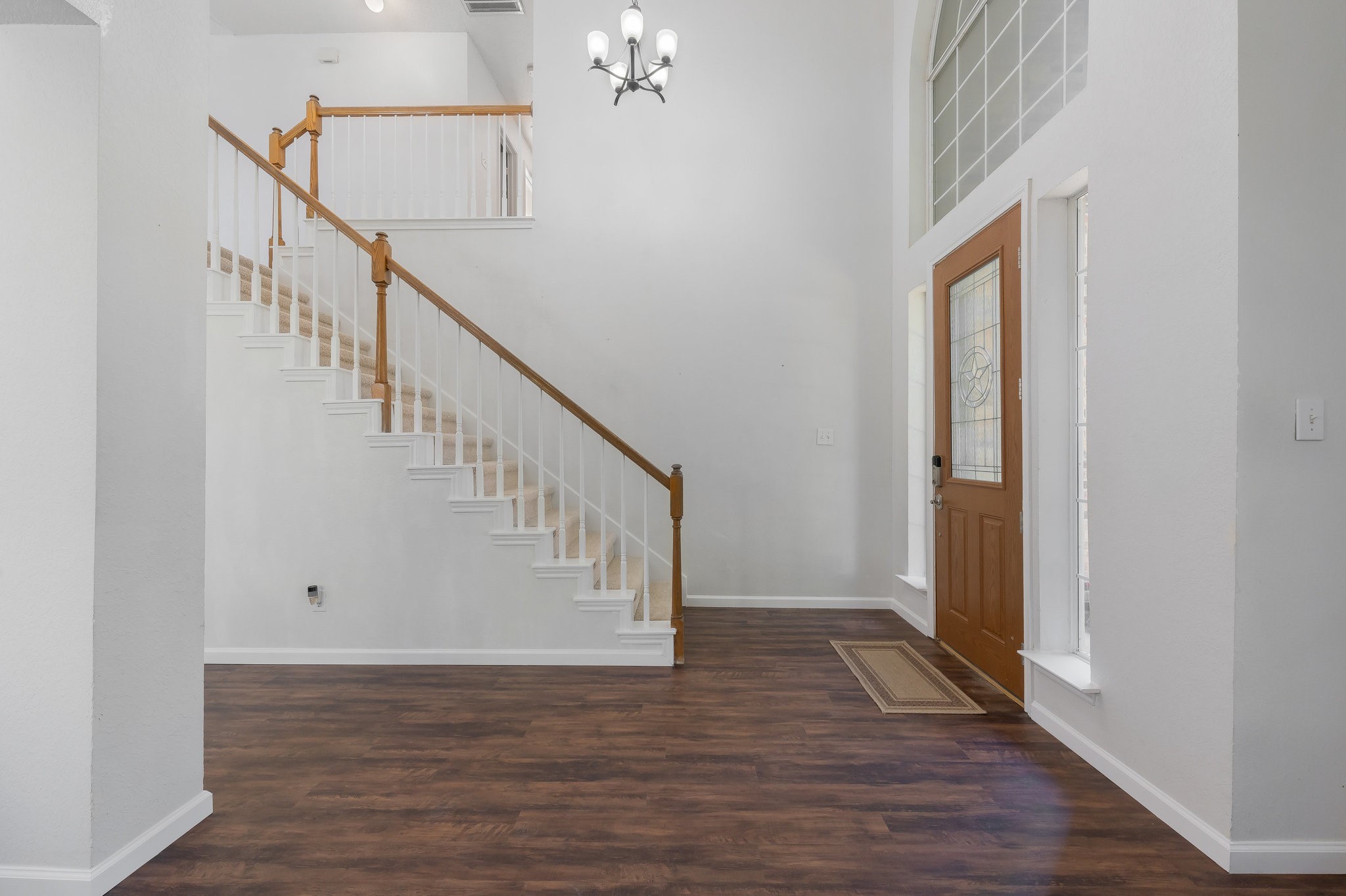 1923 Little Fawn Court