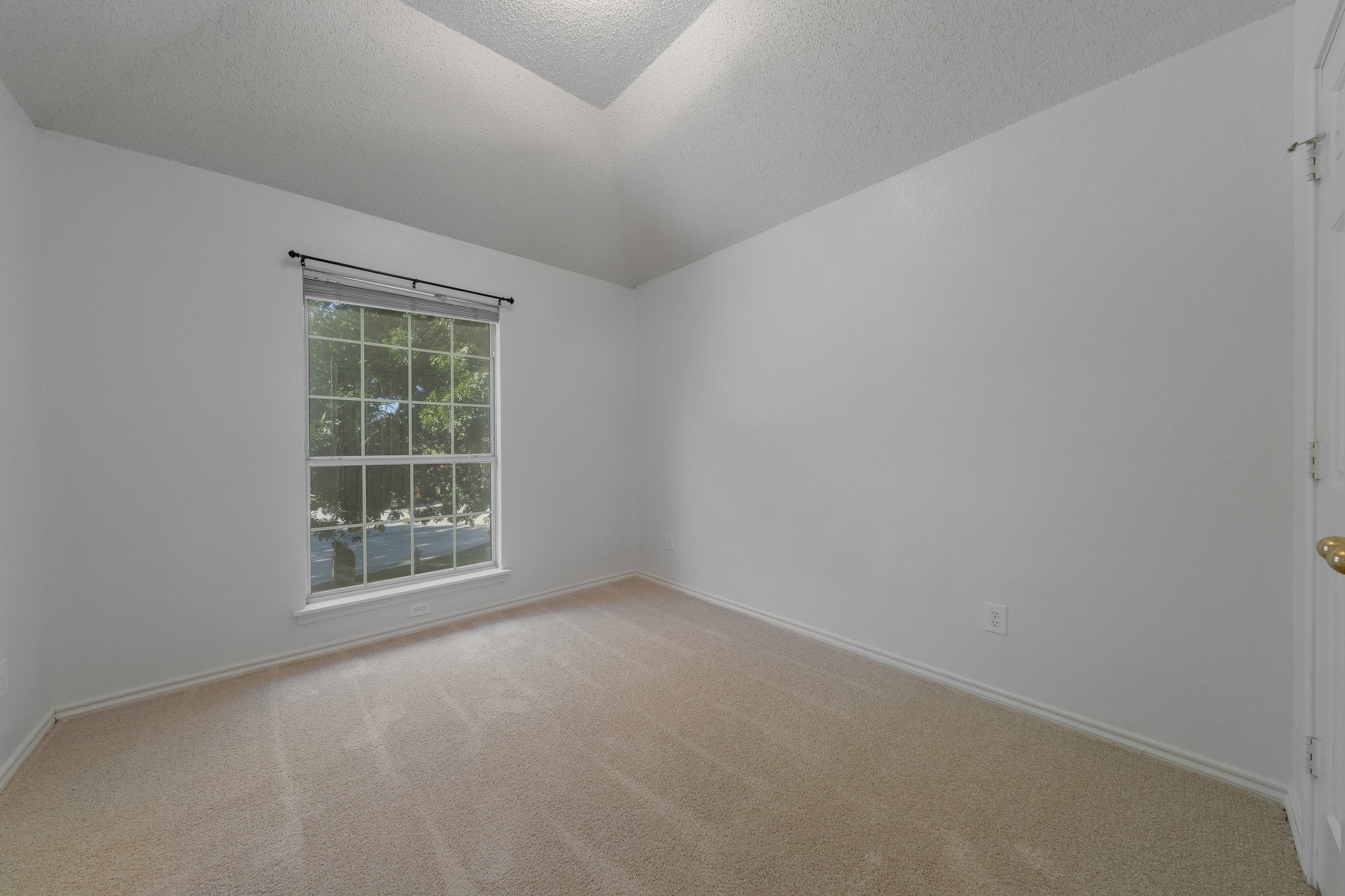 1923 Little Fawn Court